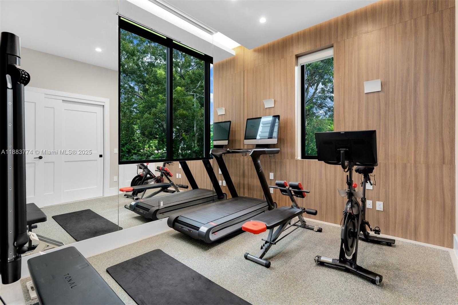 Small Image of 13120 OLD CUTLER RD, Pinecrest Number 18