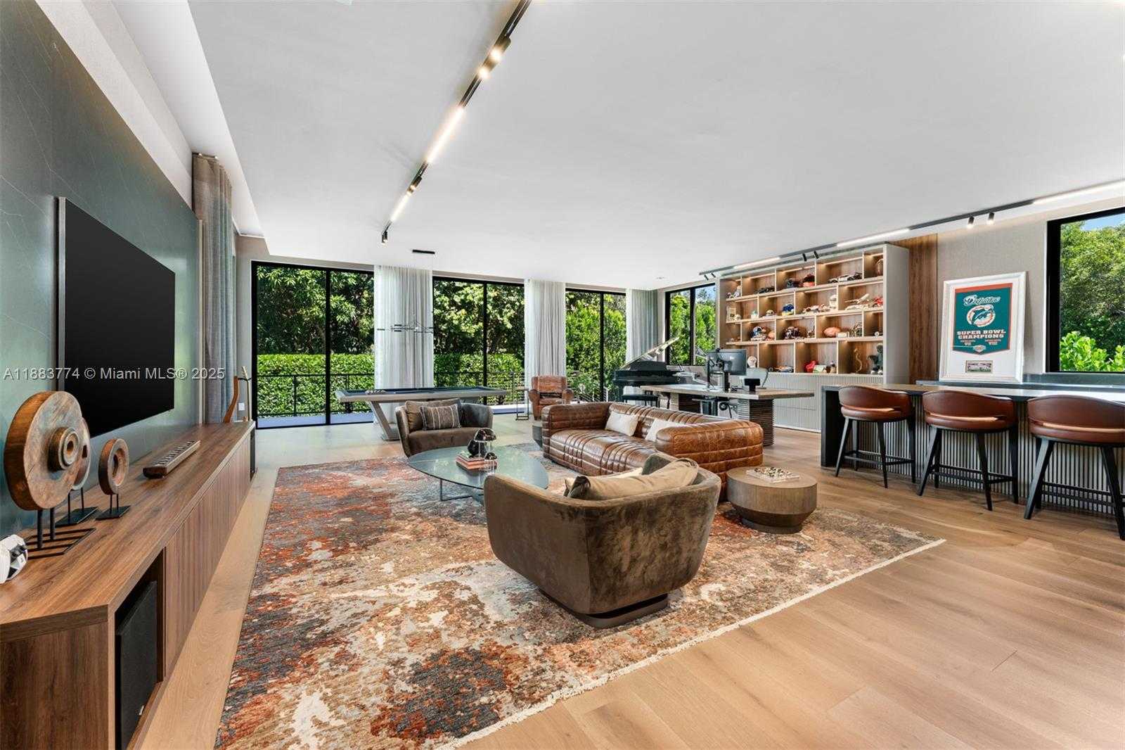 Small Image of 13120 OLD CUTLER RD, Pinecrest Number 19