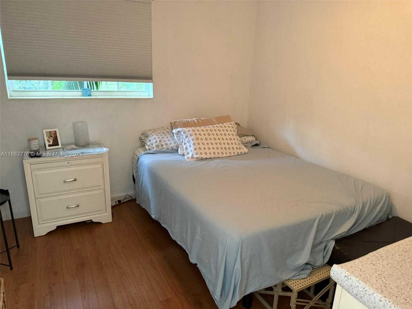 Small Image of 3611 SOUTH WEST 36TH ST, West Park Number 26