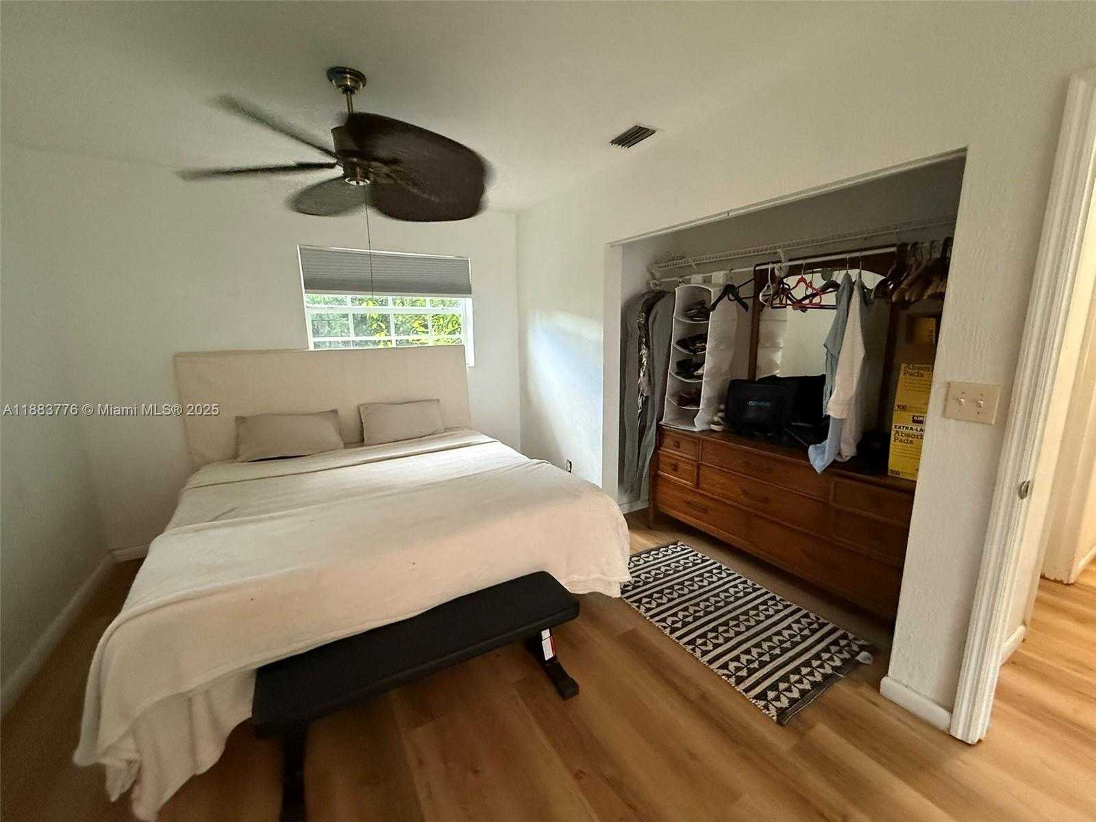 Small Image of 3611 SOUTH WEST 36TH ST, West Park Number 33