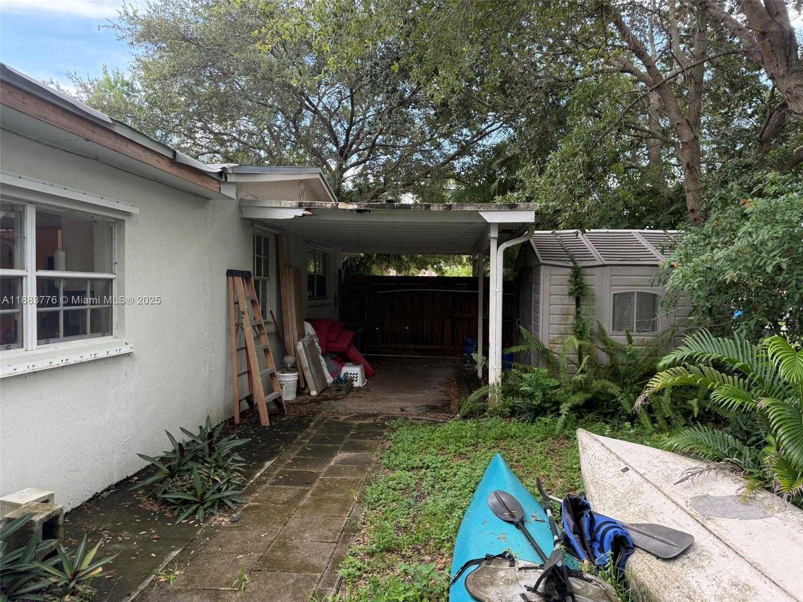 Small Image of 3611 SOUTH WEST 36TH ST, West Park Number 40