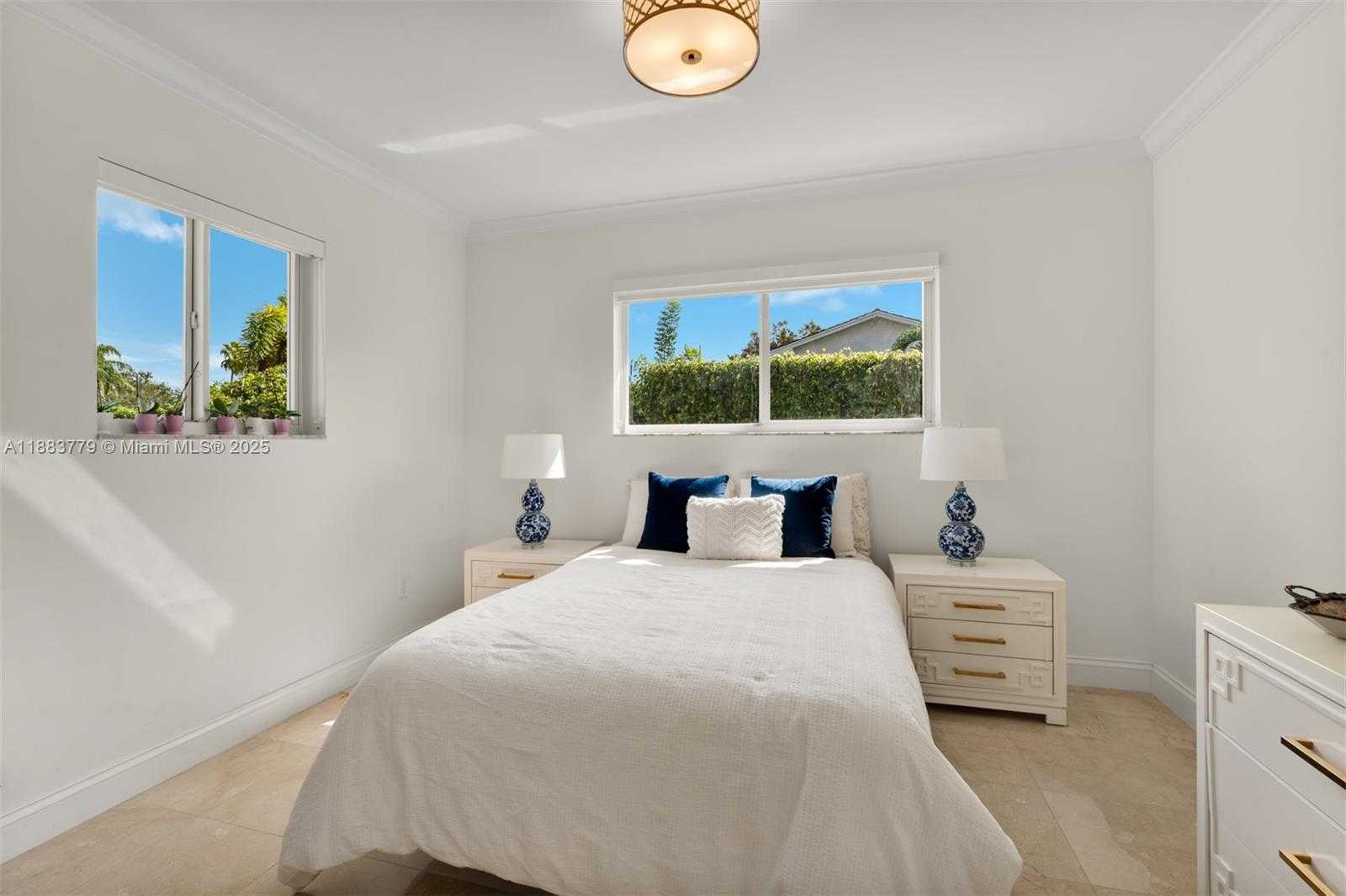 Small Image of 7425 SOUTH WEST 115TH ST, Pinecrest Number 17