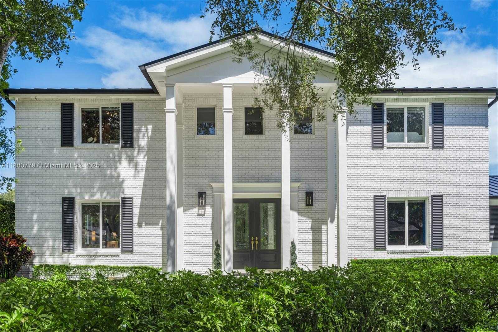 Small Image of 7425 SOUTH WEST 115TH ST, Pinecrest Number 2
