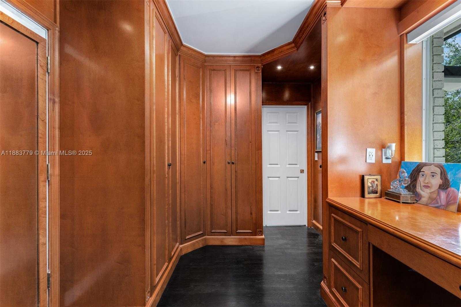 Small Image of 7425 SOUTH WEST 115TH ST, Pinecrest Number 26