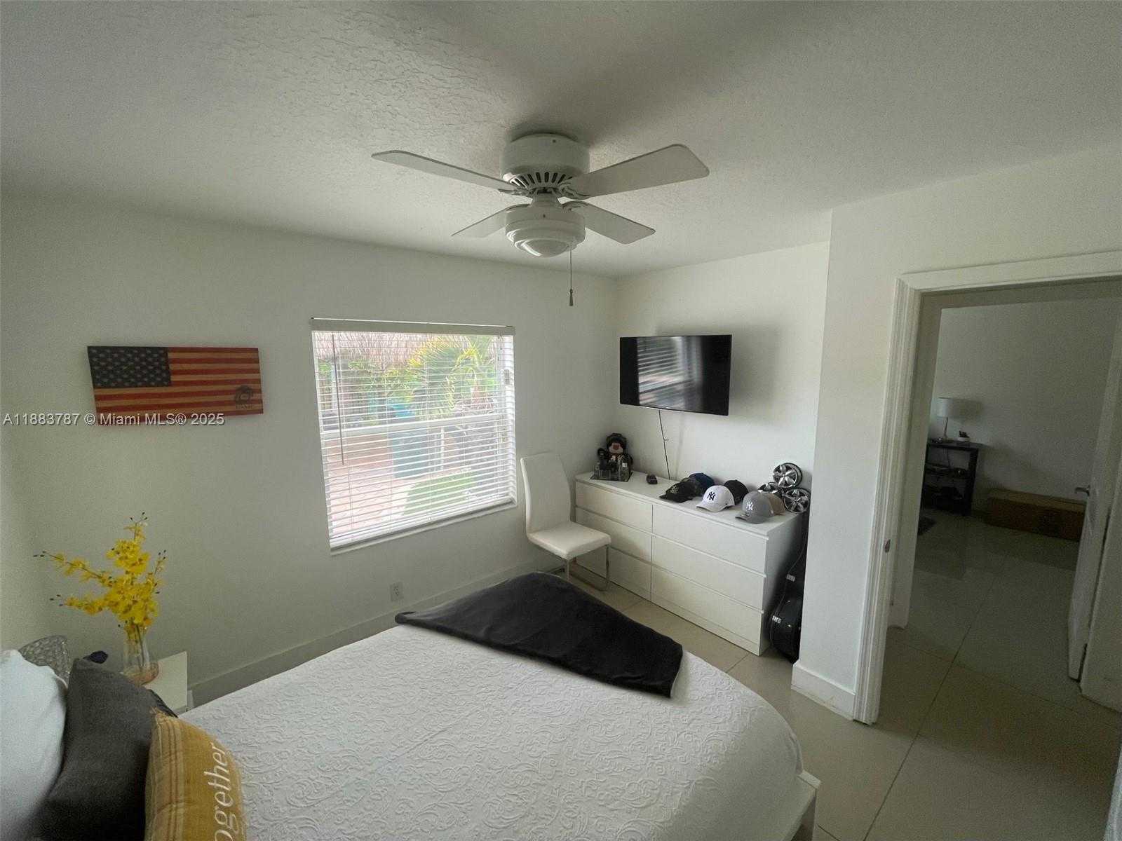 Small Image of 12645 SOUTH WEST 9TH PL, Davie Number 46