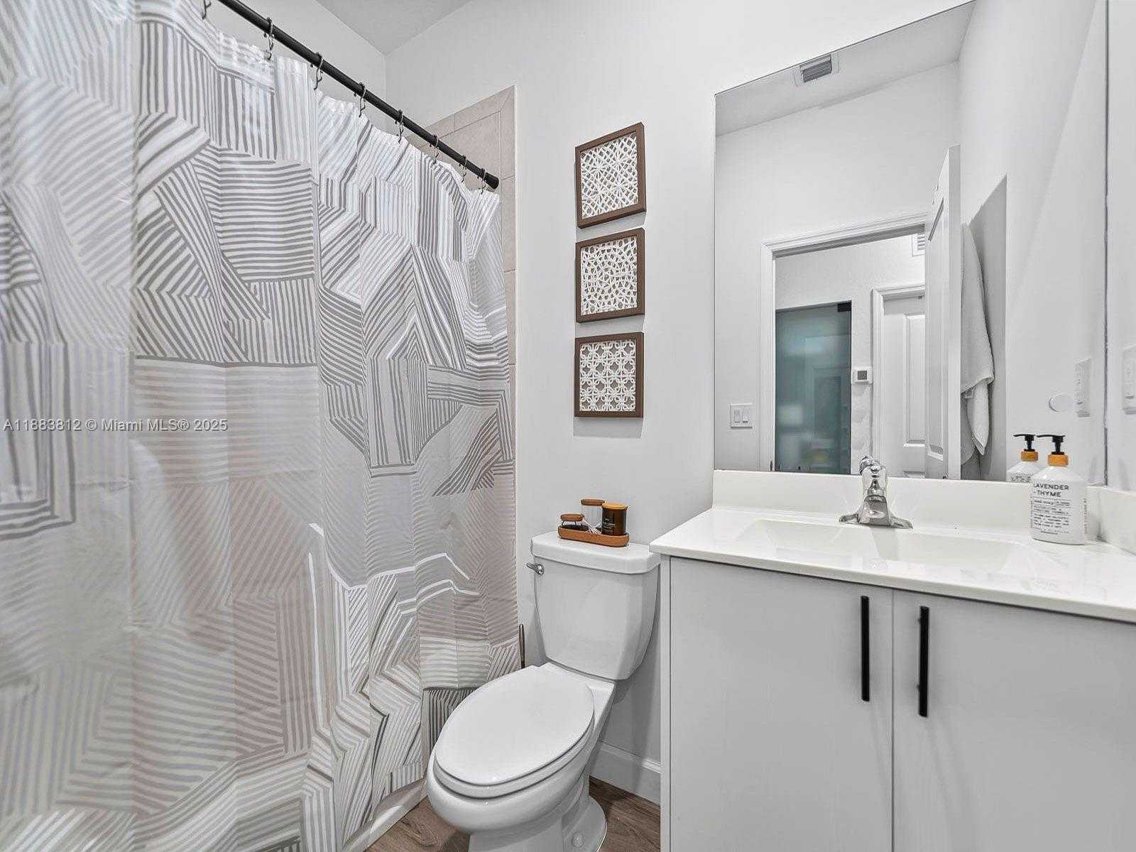 Small Image of 12982 SOUTH WEST 232ND LN, Homestead Number 16