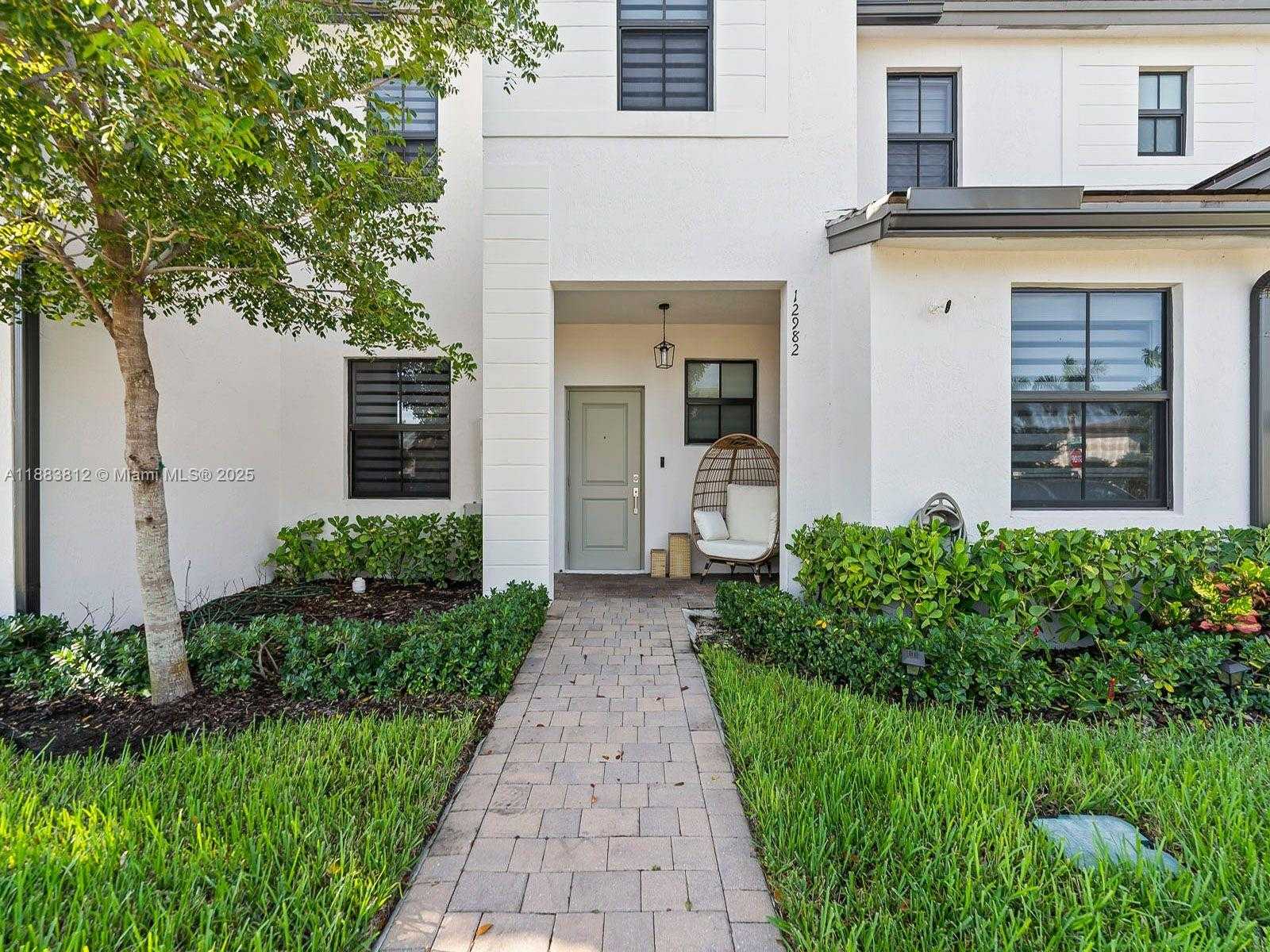 Small Image of 12982 SOUTH WEST 232ND LN, Homestead Number 23
