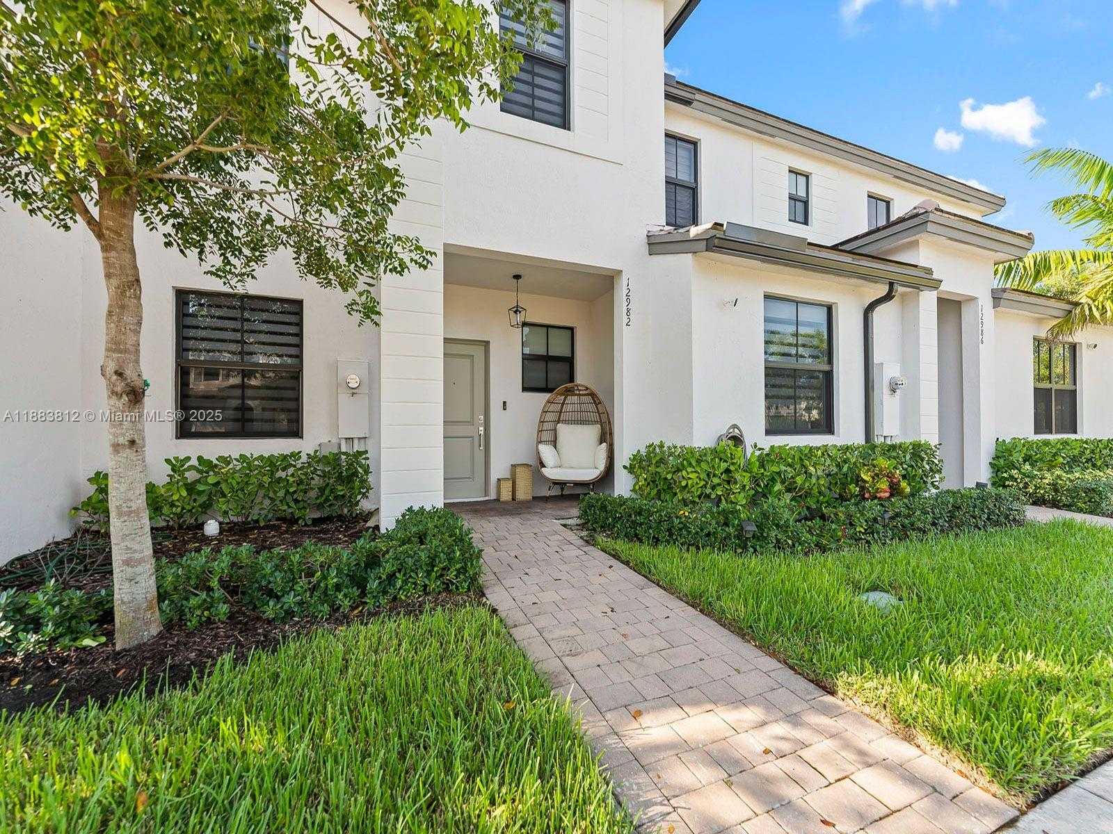 Small Image of 12982 SOUTH WEST 232ND LN, Homestead Number 24