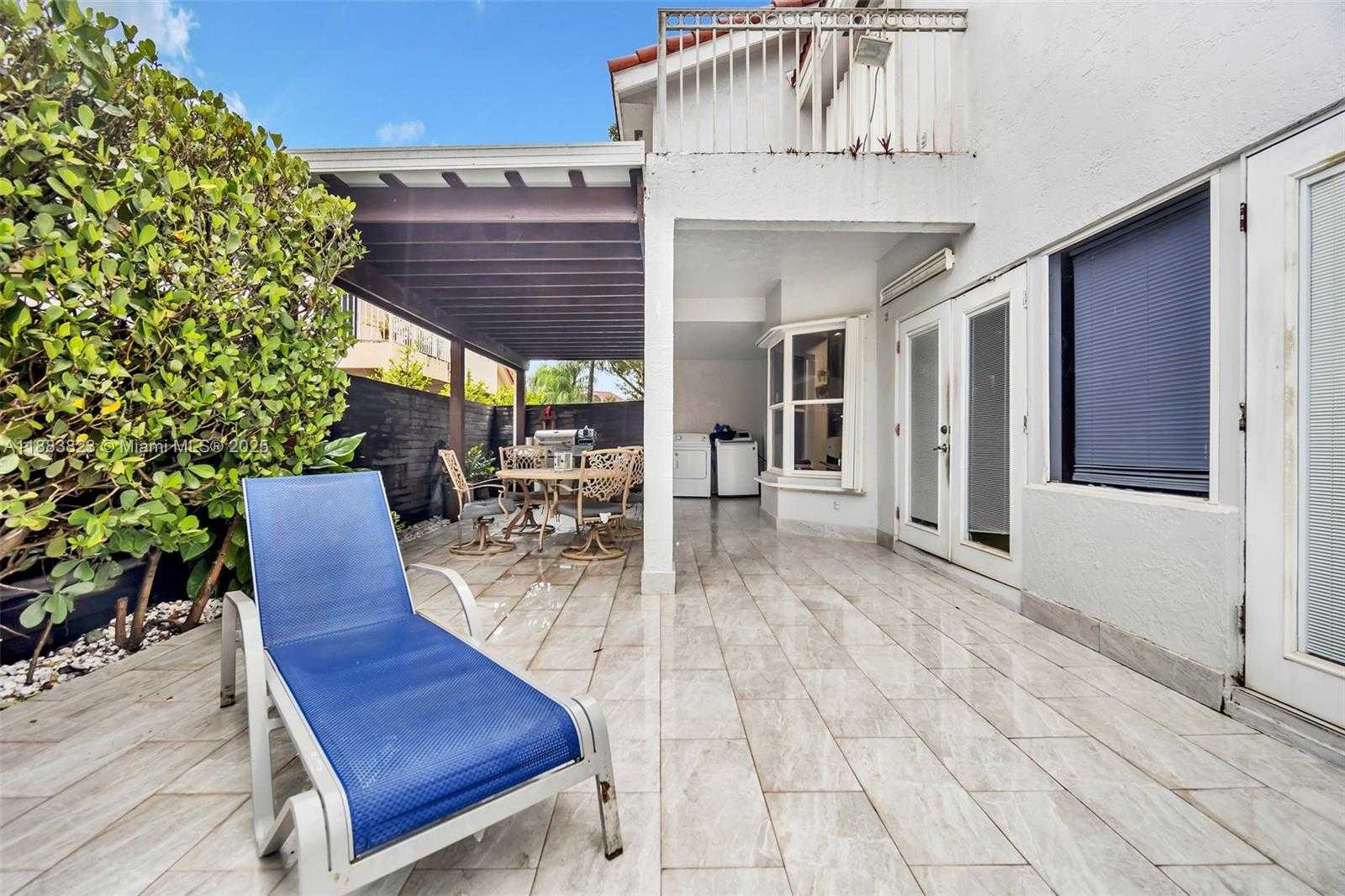 Small Image of 18868 NORTH WEST 83RD PL, Hialeah Number 25