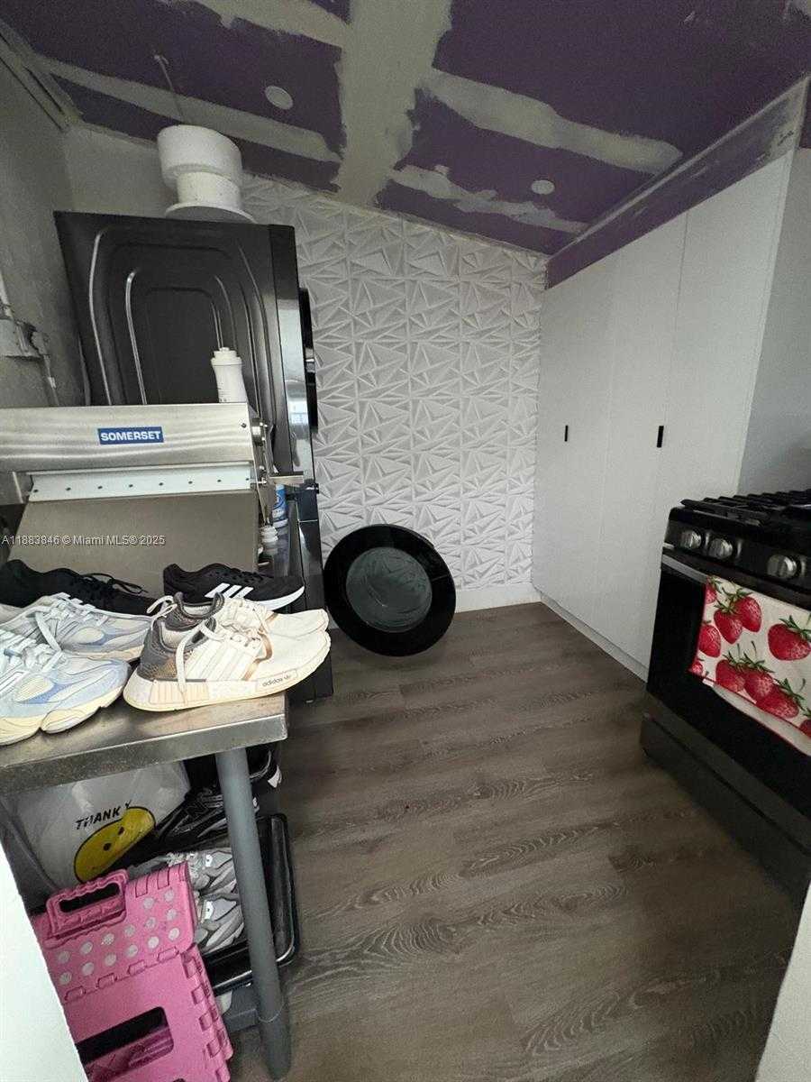 Small Image of 3361 NORTH WEST 207TH ST, Miami Gardens Number 27