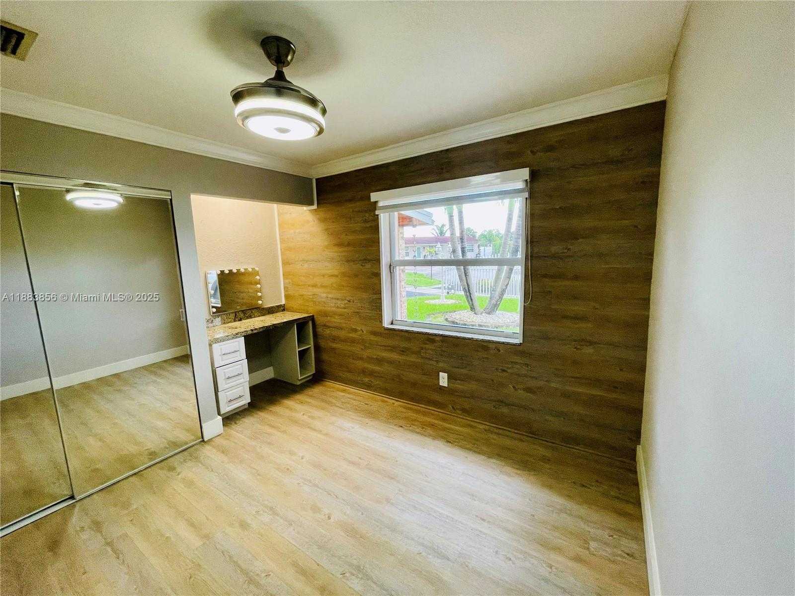 Small Image of 20400 NORTH WEST 40TH CT, Miami Gardens Number 51