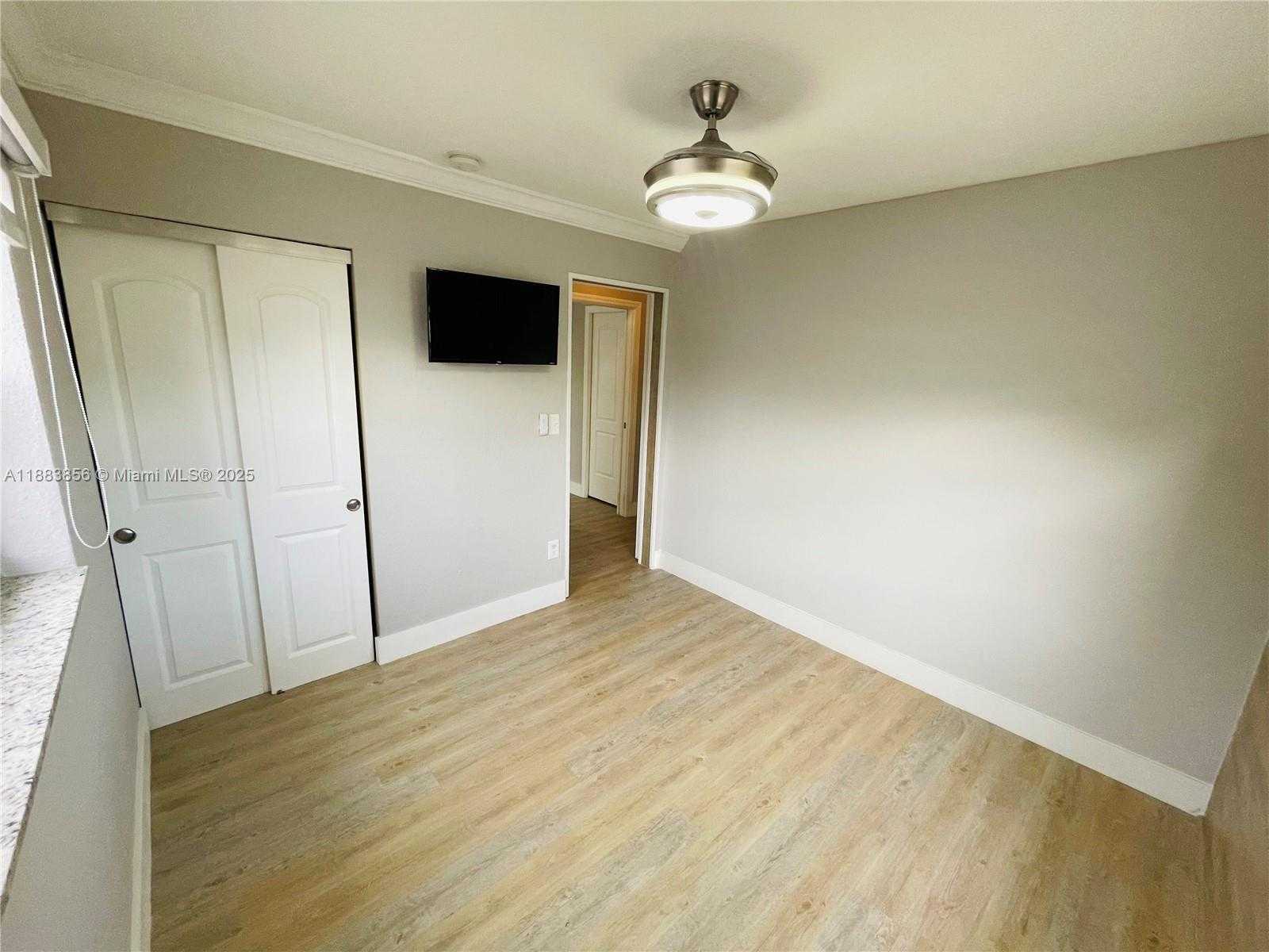 Small Image of 20400 NORTH WEST 40TH CT, Miami Gardens Number 57