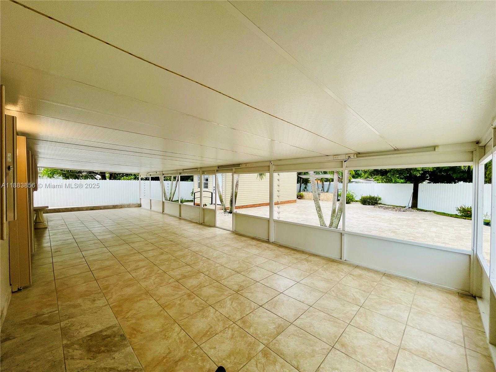 Small Image of 20400 NORTH WEST 40TH CT, Miami Gardens Number 66