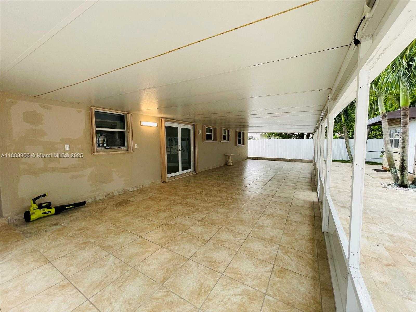 Small Image of 20400 NORTH WEST 40TH CT, Miami Gardens Number 69