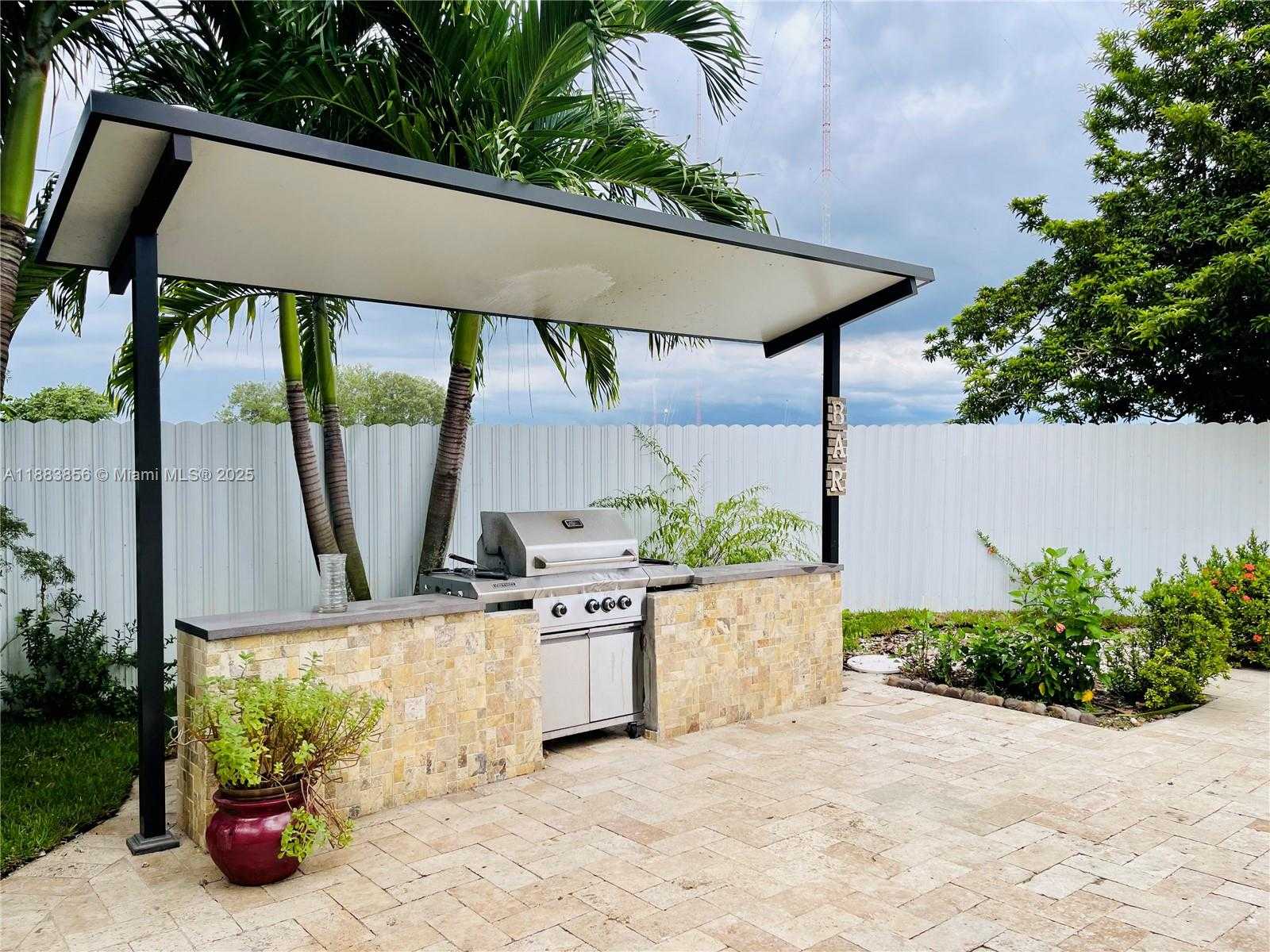 Small Image of 20400 NORTH WEST 40TH CT, Miami Gardens Number 79