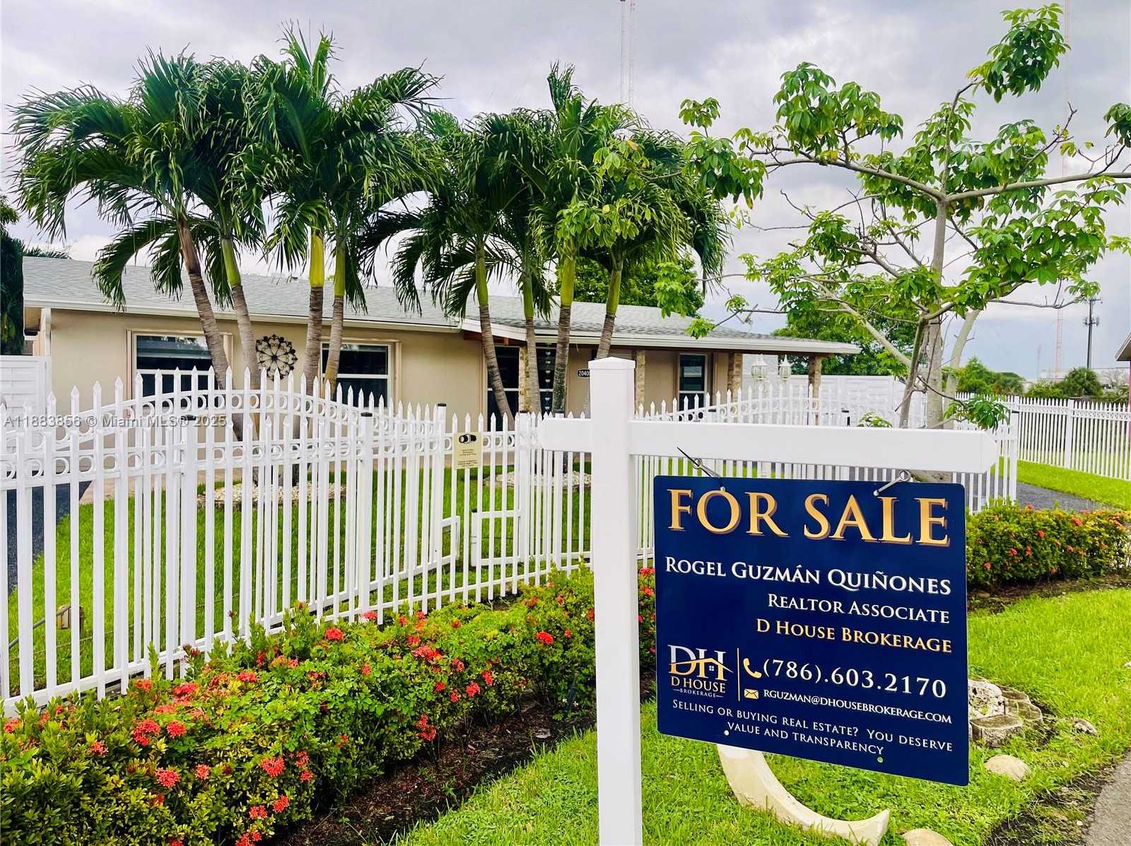 Small Image of 20400 NORTH WEST 40TH CT, Miami Gardens Number 89