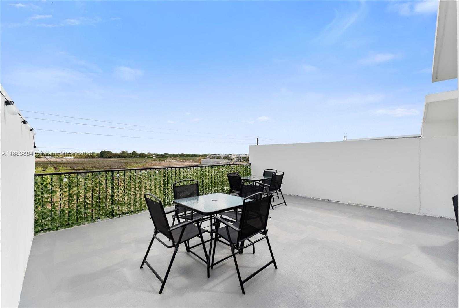Small Image of 14590 SOUTH WEST 260TH ST, Homestead Number 19