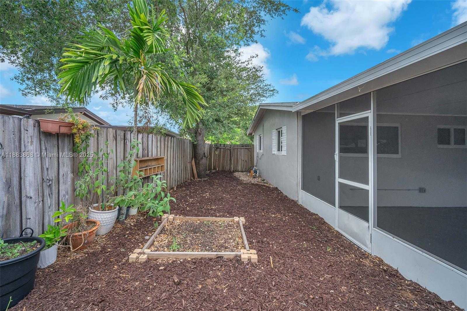 Small Image of 3641 SOUTH WEST 23RD CT, Fort Lauderdale Number 18
