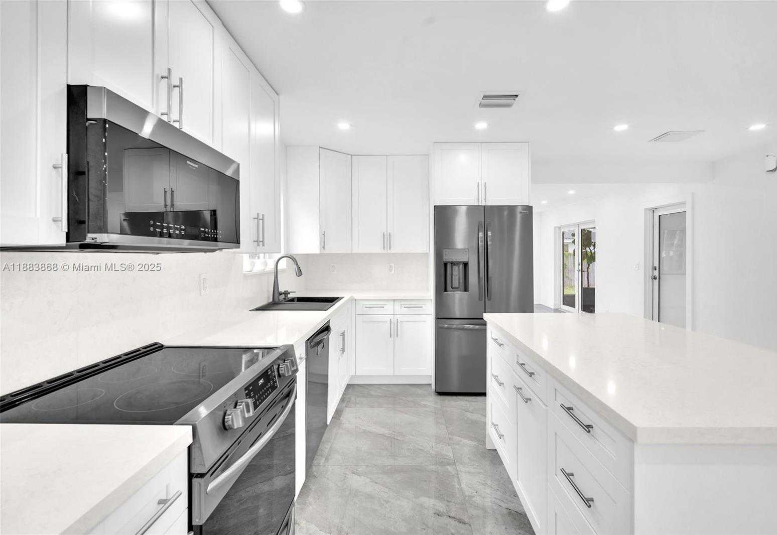 Small Image of 3641 SOUTH WEST 23RD CT, Fort Lauderdale Number 3