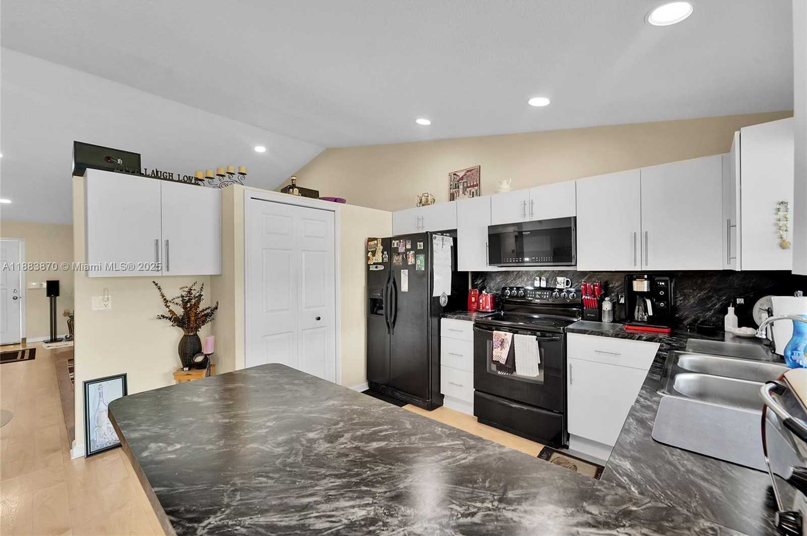 Small Image of 2928 NORTH WEST 94TH AVE, Coral Springs Number 10