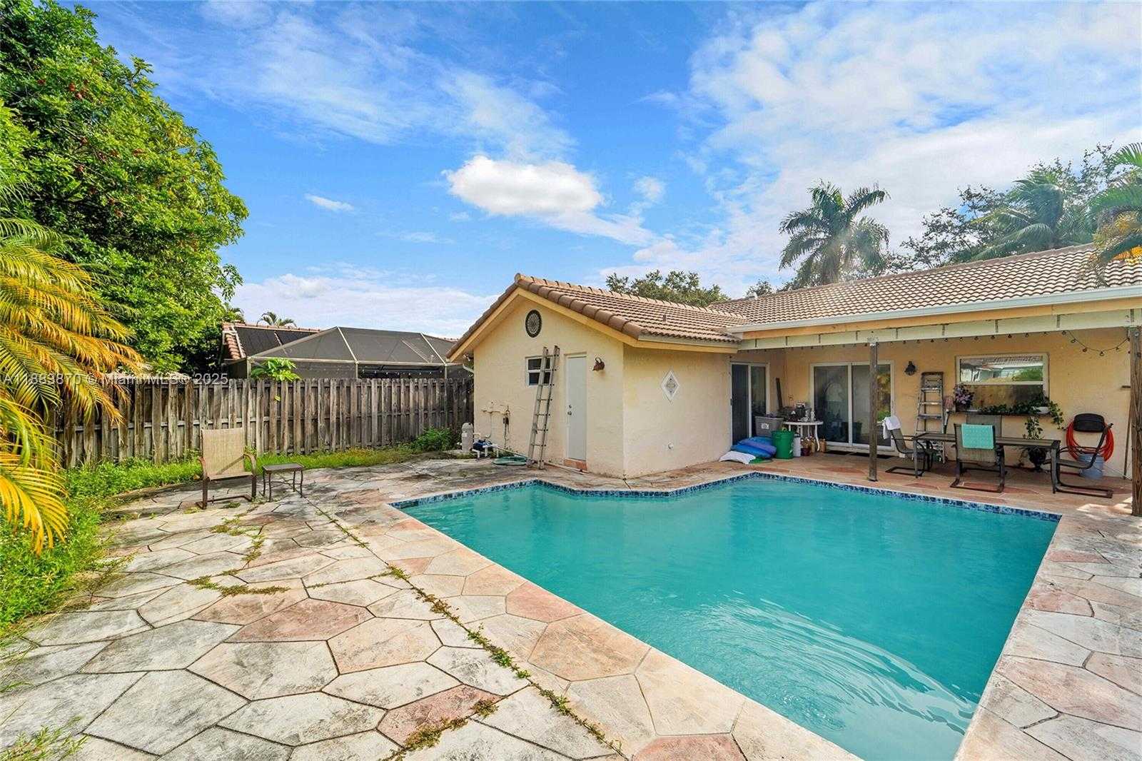 Small Image of 2928 NORTH WEST 94TH AVE, Coral Springs Number 21