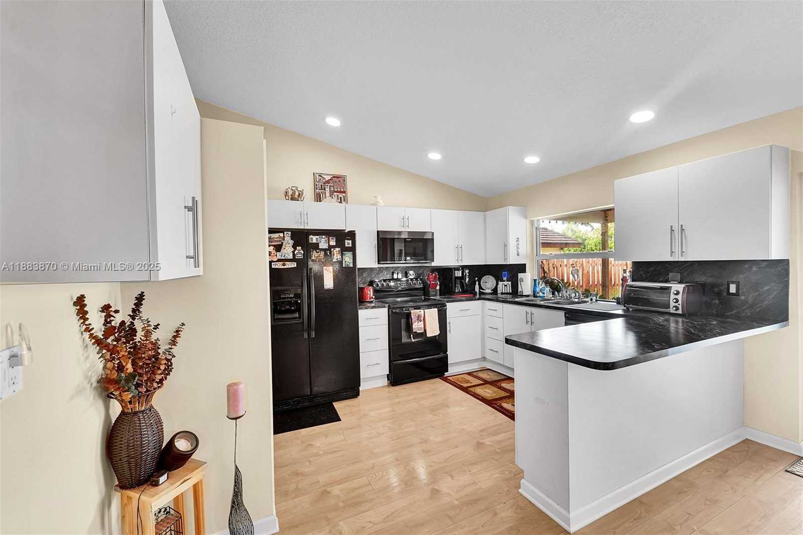 Small Image of 2928 NORTH WEST 94TH AVE, Coral Springs Number 8