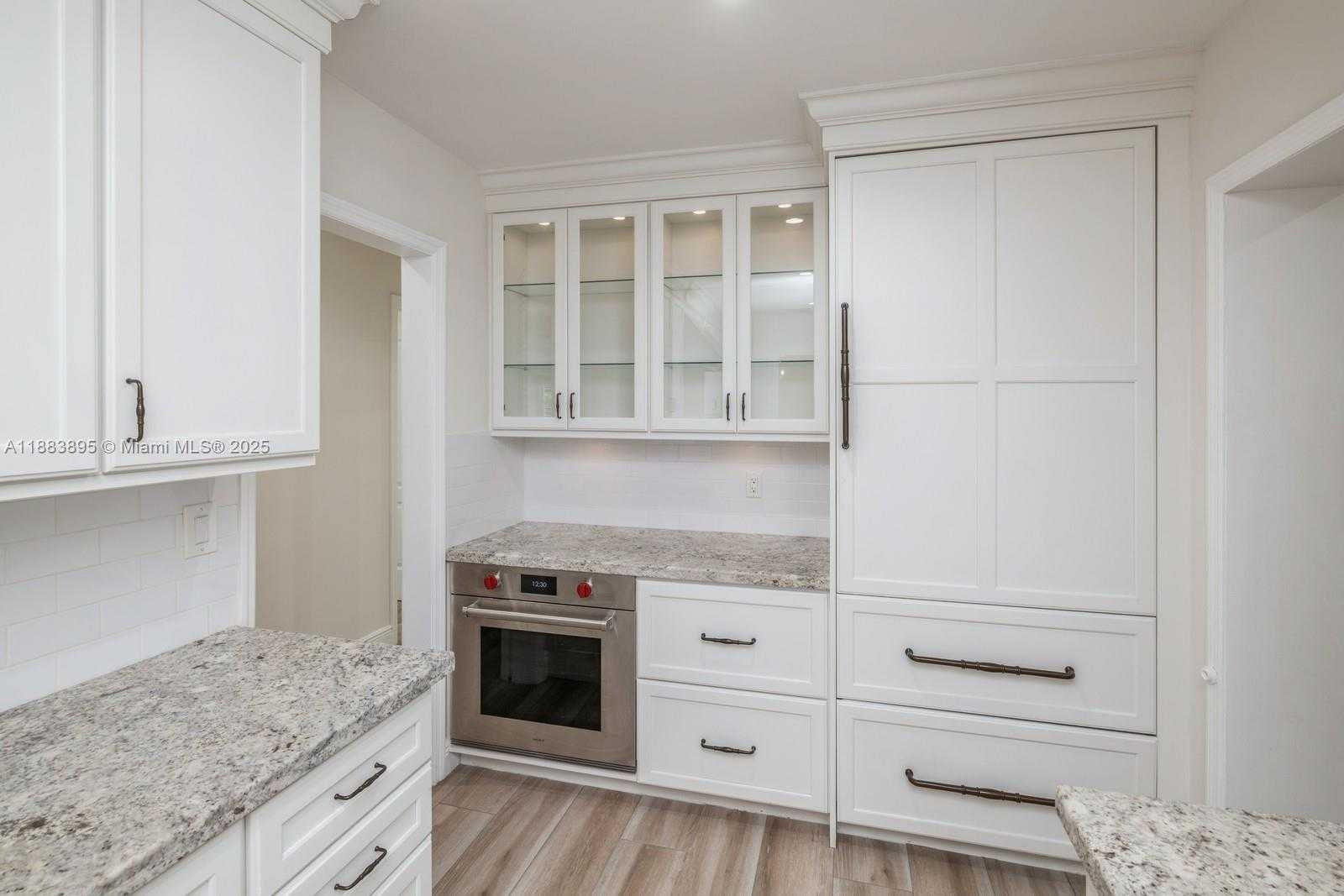 Small Image of 10300 SOUTH WEST 59TH AVE, Pinecrest Number 12