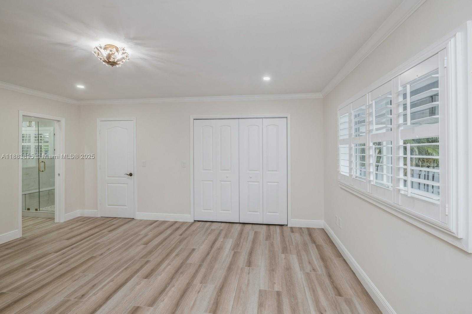 Small Image of 10300 SOUTH WEST 59TH AVE, Pinecrest Number 19