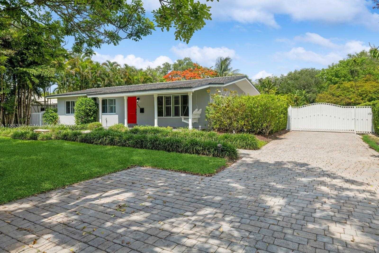 Small Image of 10300 SOUTH WEST 59TH AVE, Pinecrest Number 2