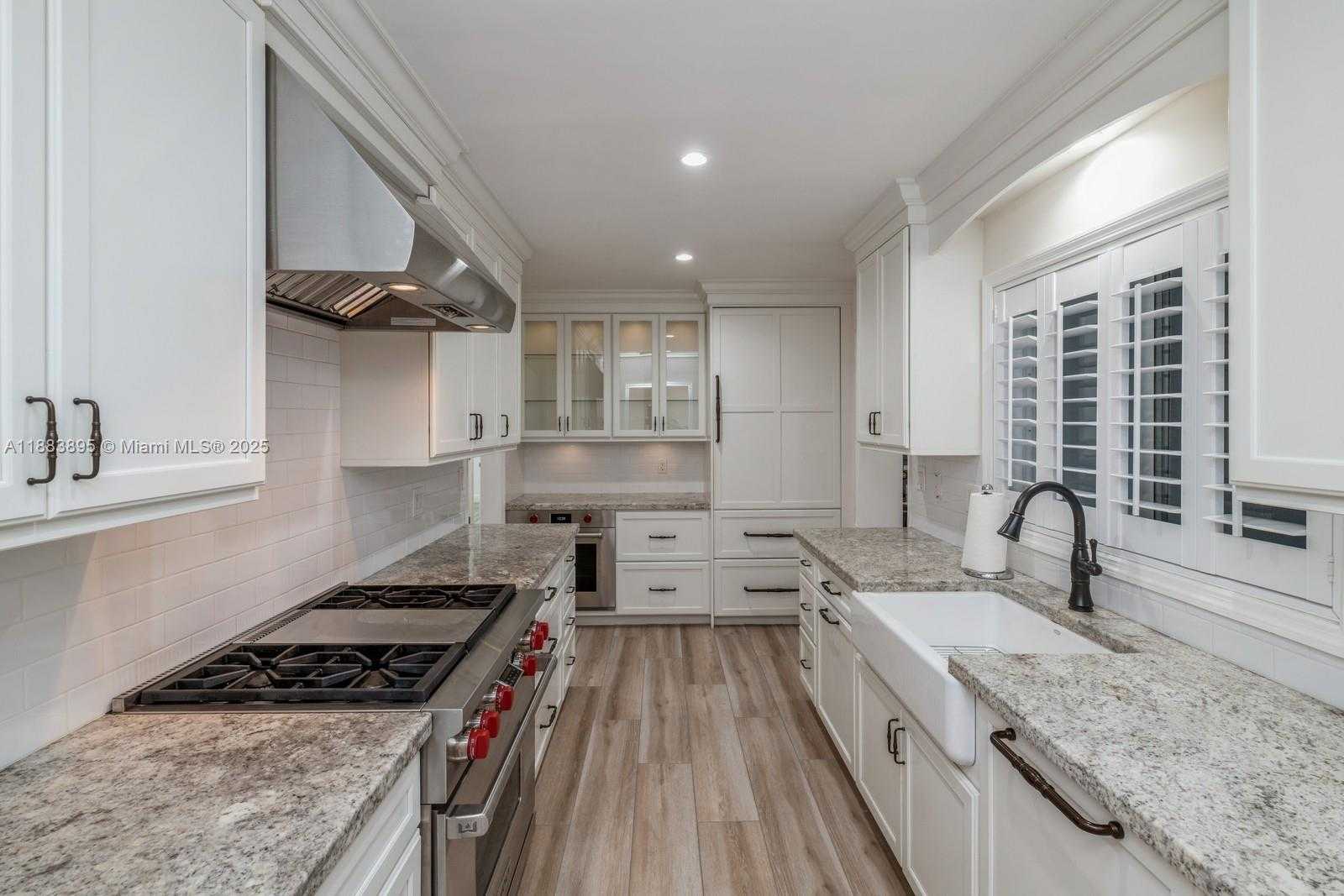 Small Image of 10300 SOUTH WEST 59TH AVE, Pinecrest Number 9