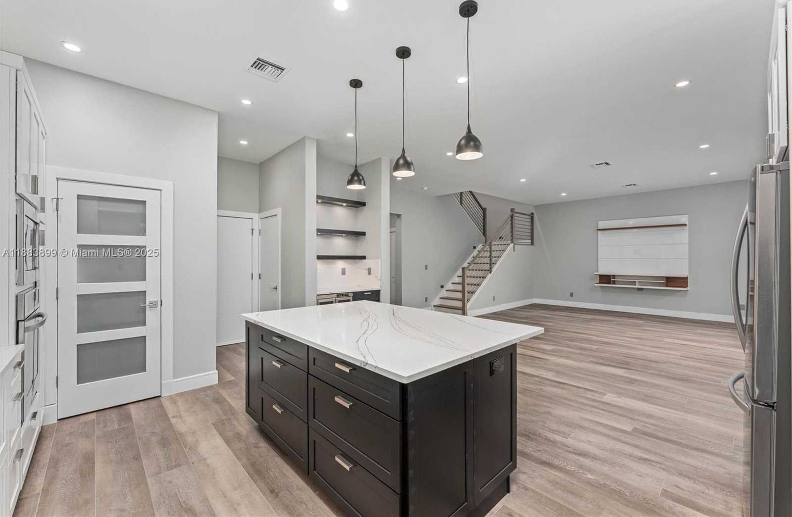 Small Image of 2431 NORTH EAST 20TH AVE, Lighthouse Point Number 4