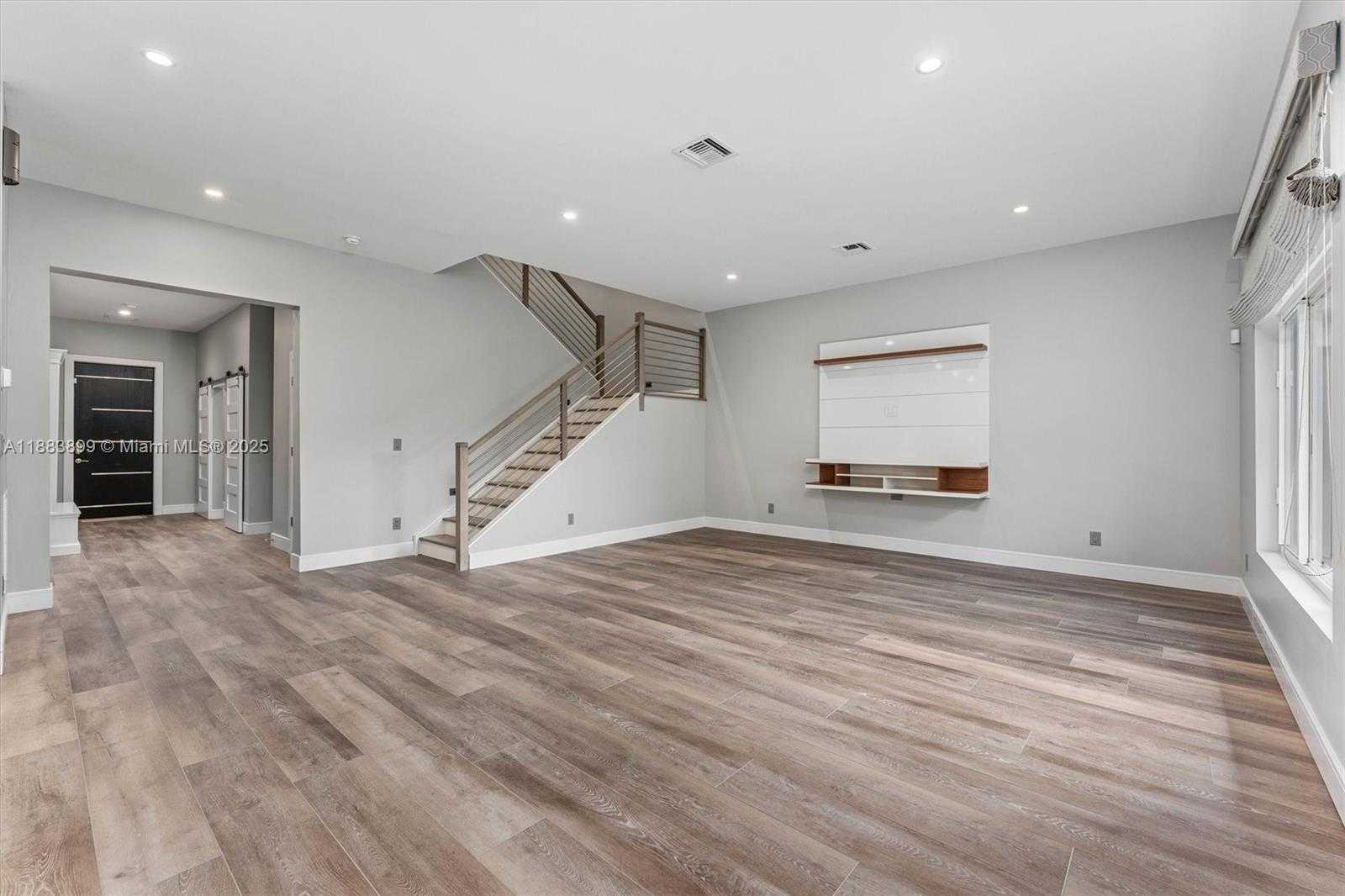 Small Image of 2431 NORTH EAST 20TH AVE, Lighthouse Point Number 6