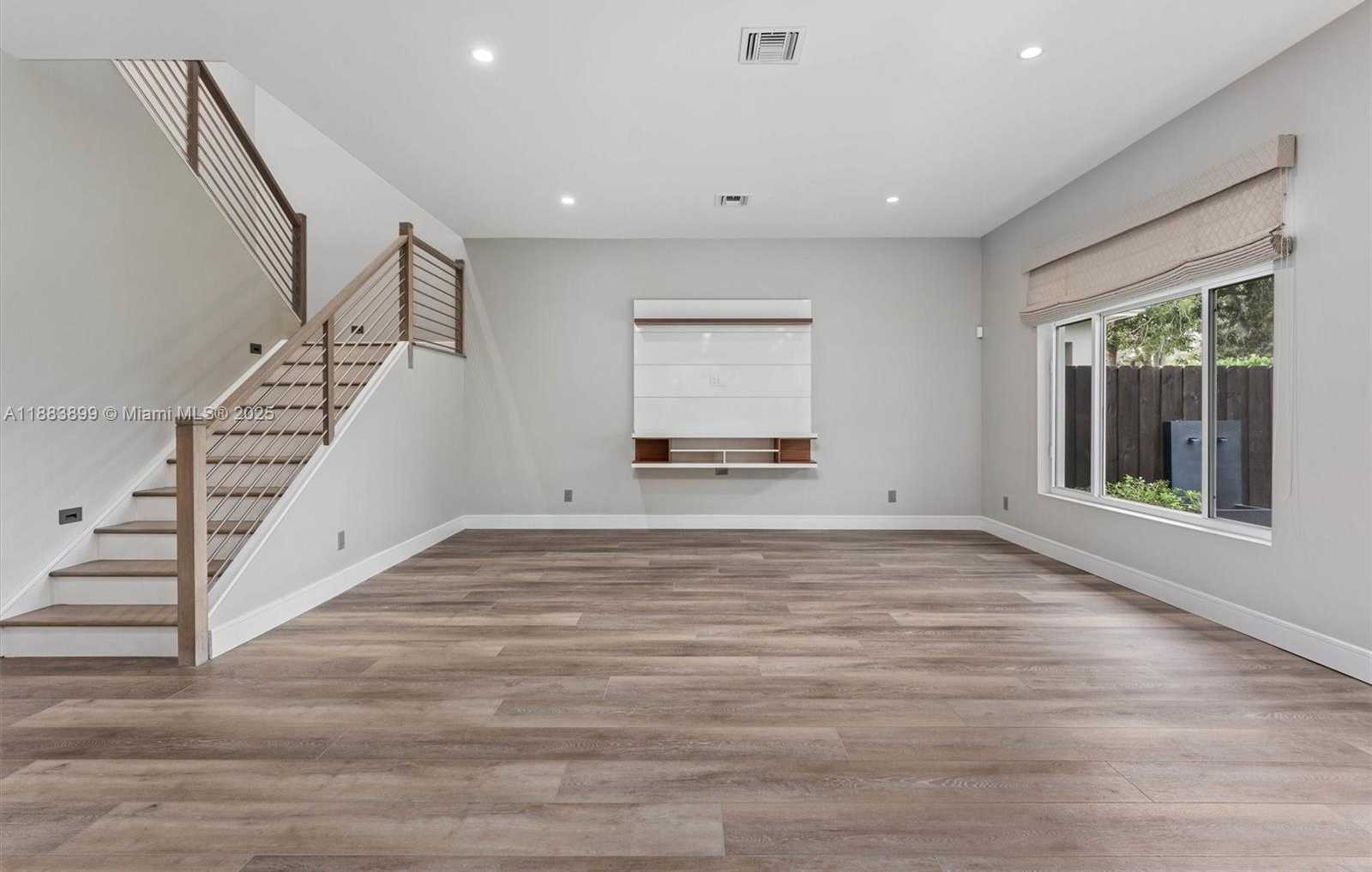Small Image of 2431 NORTH EAST 20TH AVE, Lighthouse Point Number 8