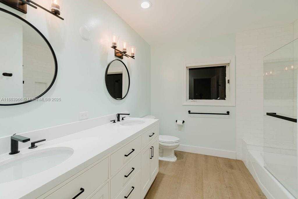 Small Image of 10524 SOUTH WEST 60TH AVE, Pinecrest Number 15