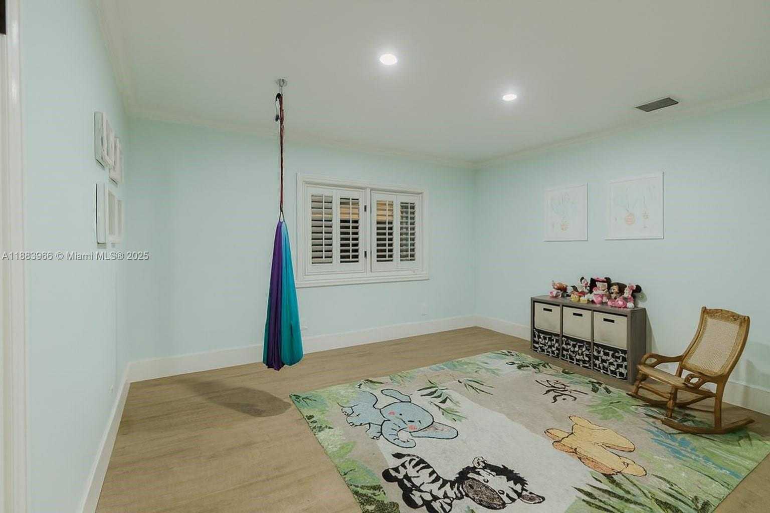 Small Image of 10524 SOUTH WEST 60TH AVE, Pinecrest Number 16