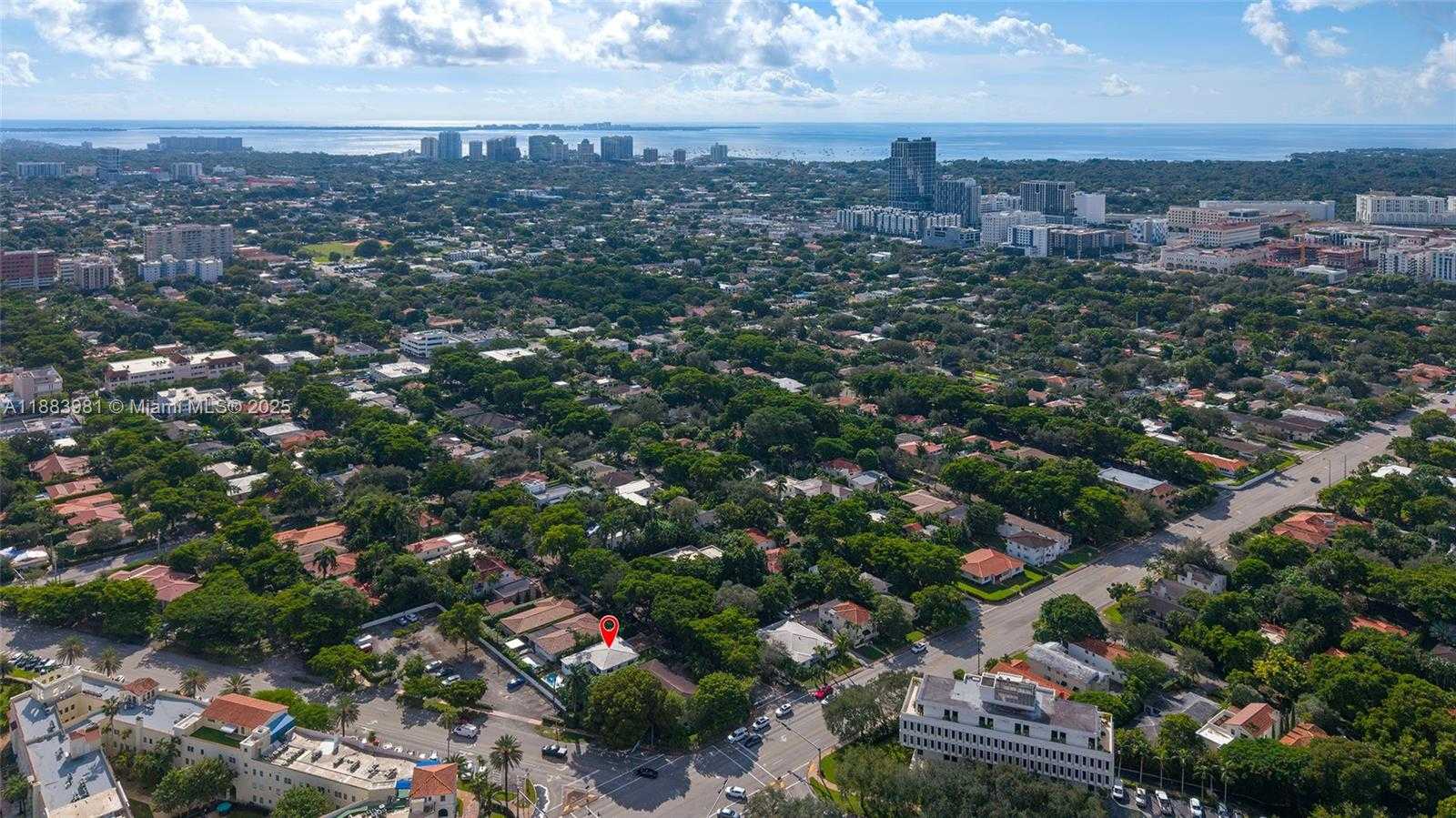 Small Image of 335 ROMANO AVE, Coral Gables Number 36