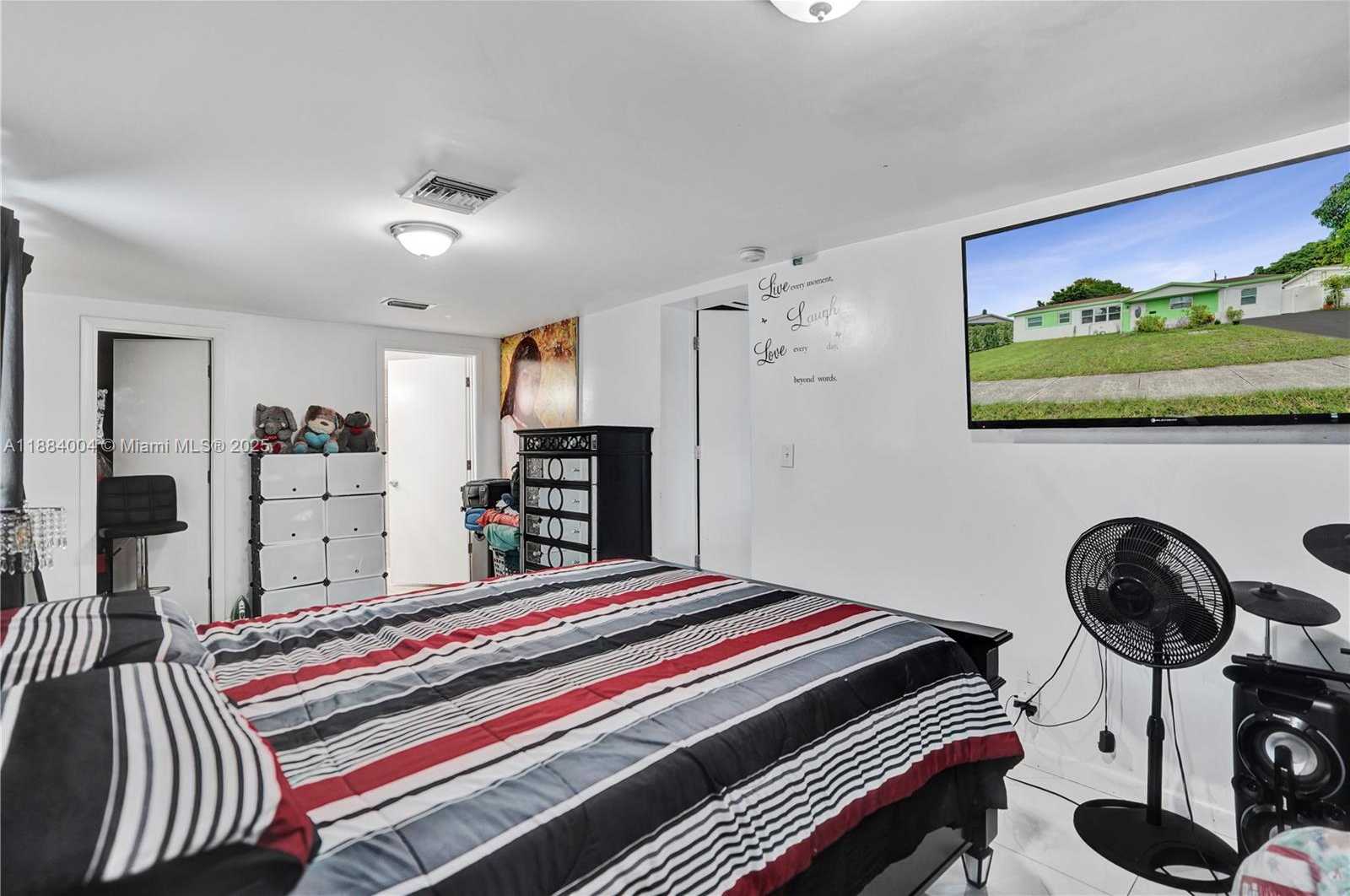 Small Image of 320 NORTH 71ST AVE, Hollywood Number 10