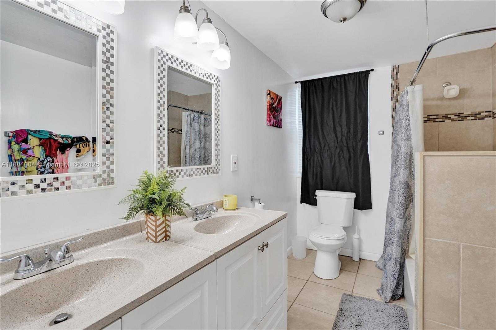 Small Image of 320 NORTH 71ST AVE, Hollywood Number 15