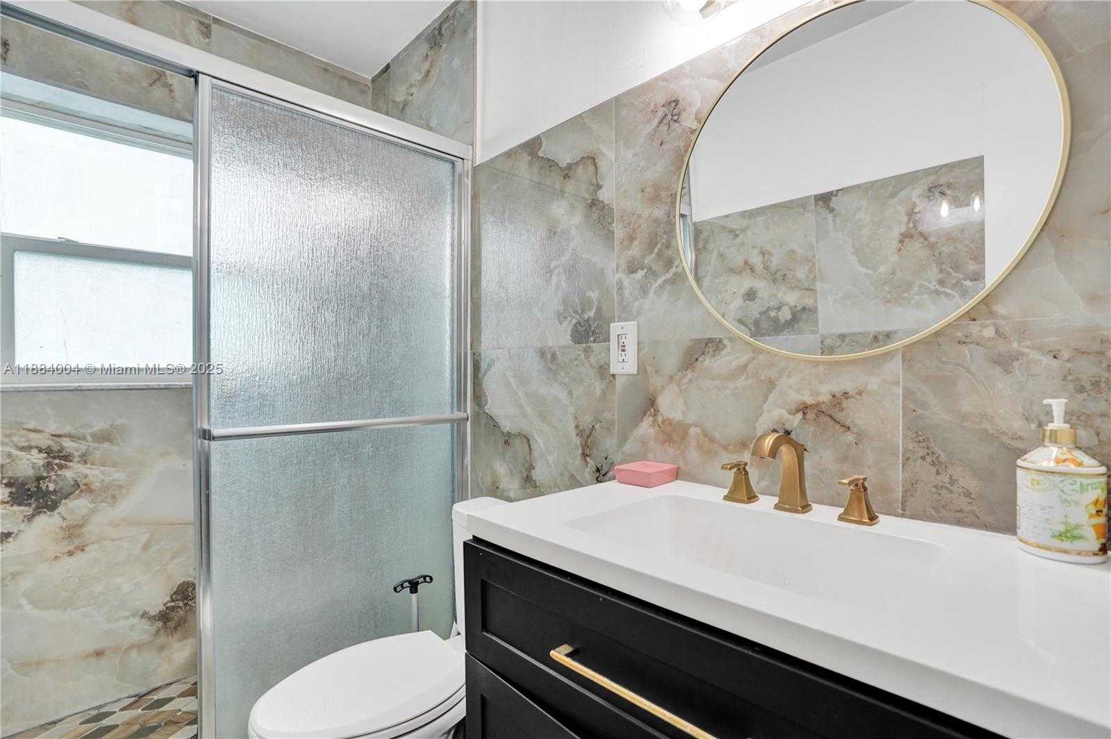 Small Image of 320 NORTH 71ST AVE, Hollywood Number 3