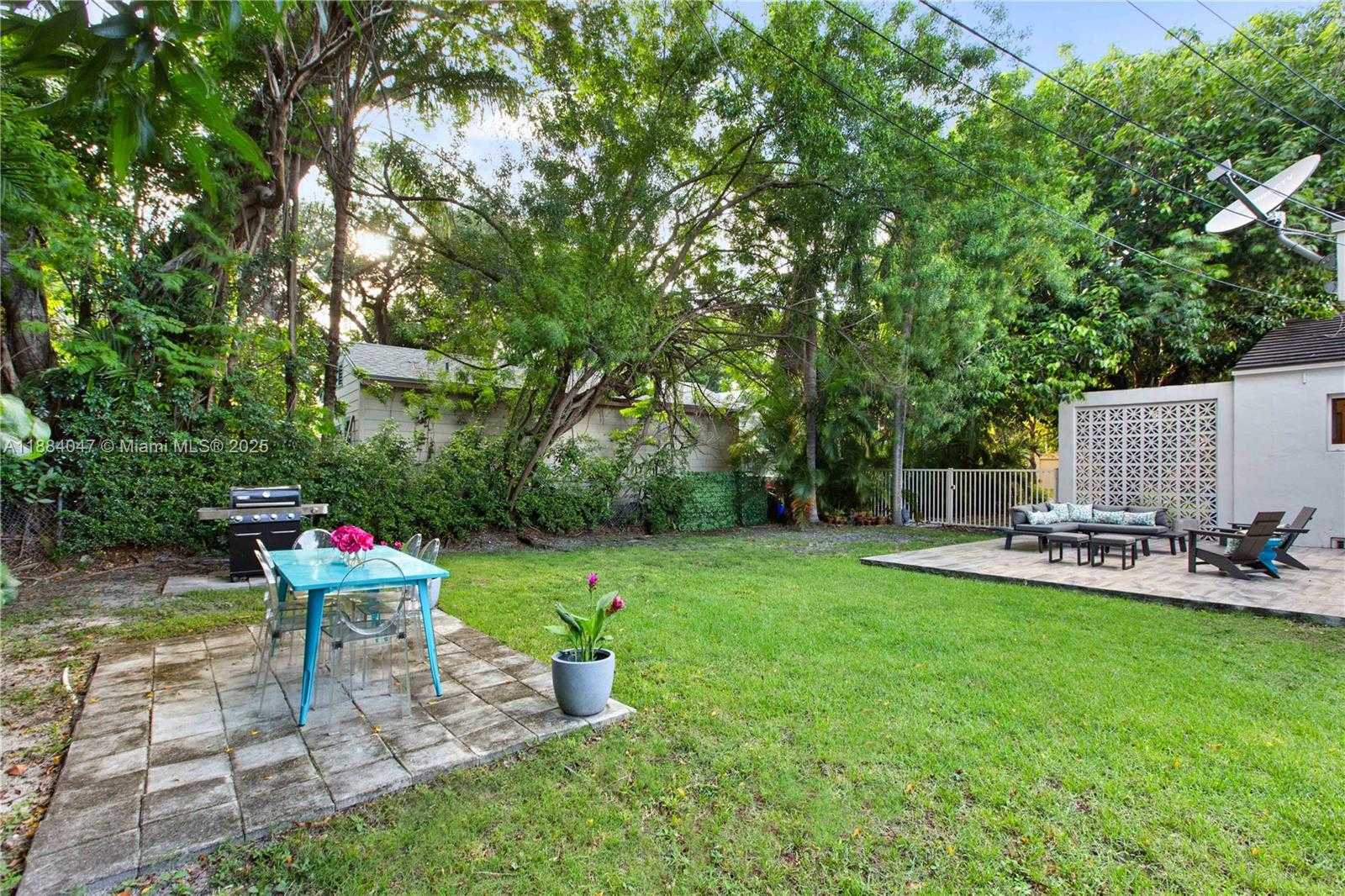 Small Image of 412 ZAMORA AVE, Coral Gables Number 19