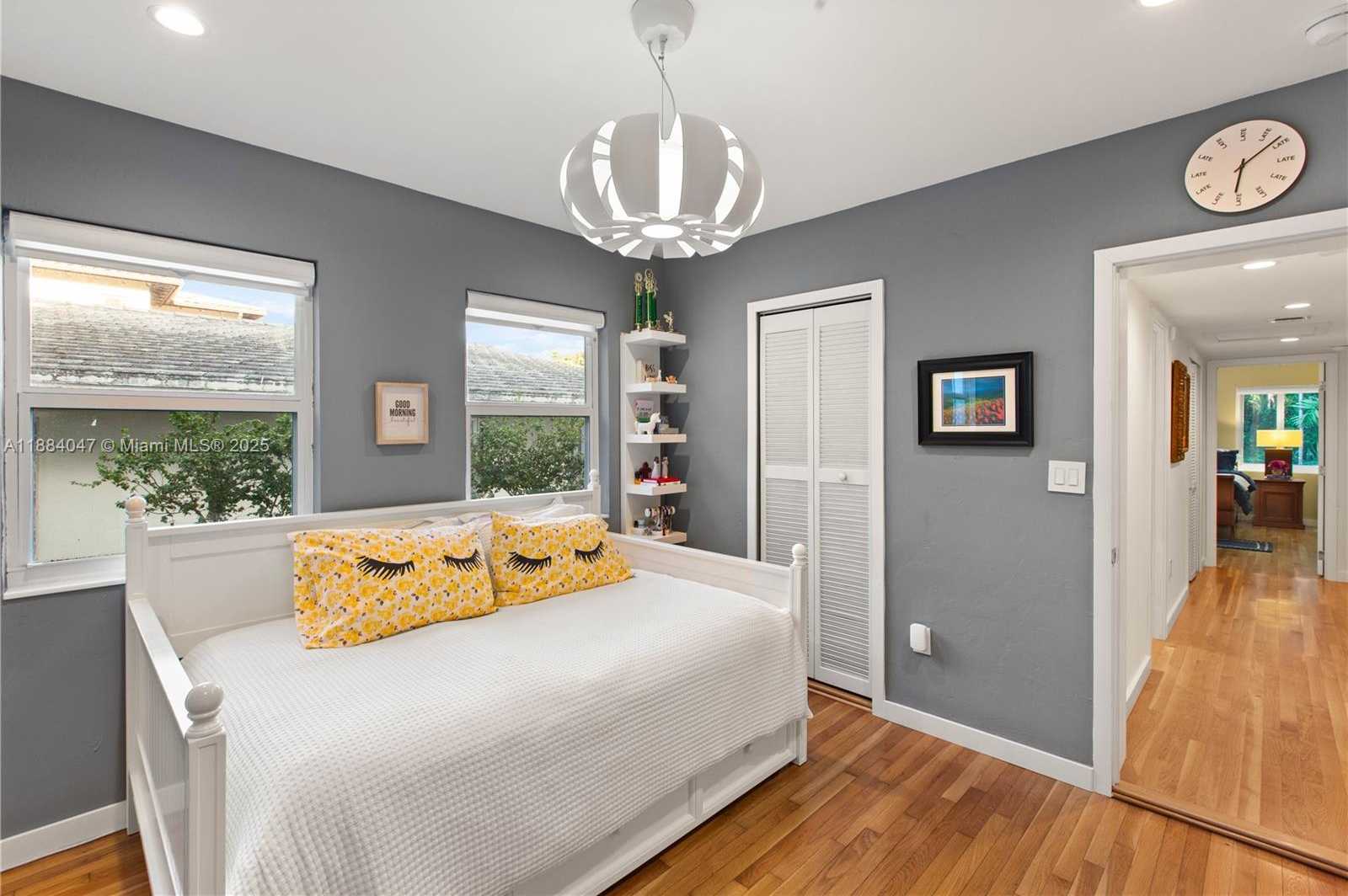 Small Image of 412 ZAMORA AVE, Coral Gables Number 27
