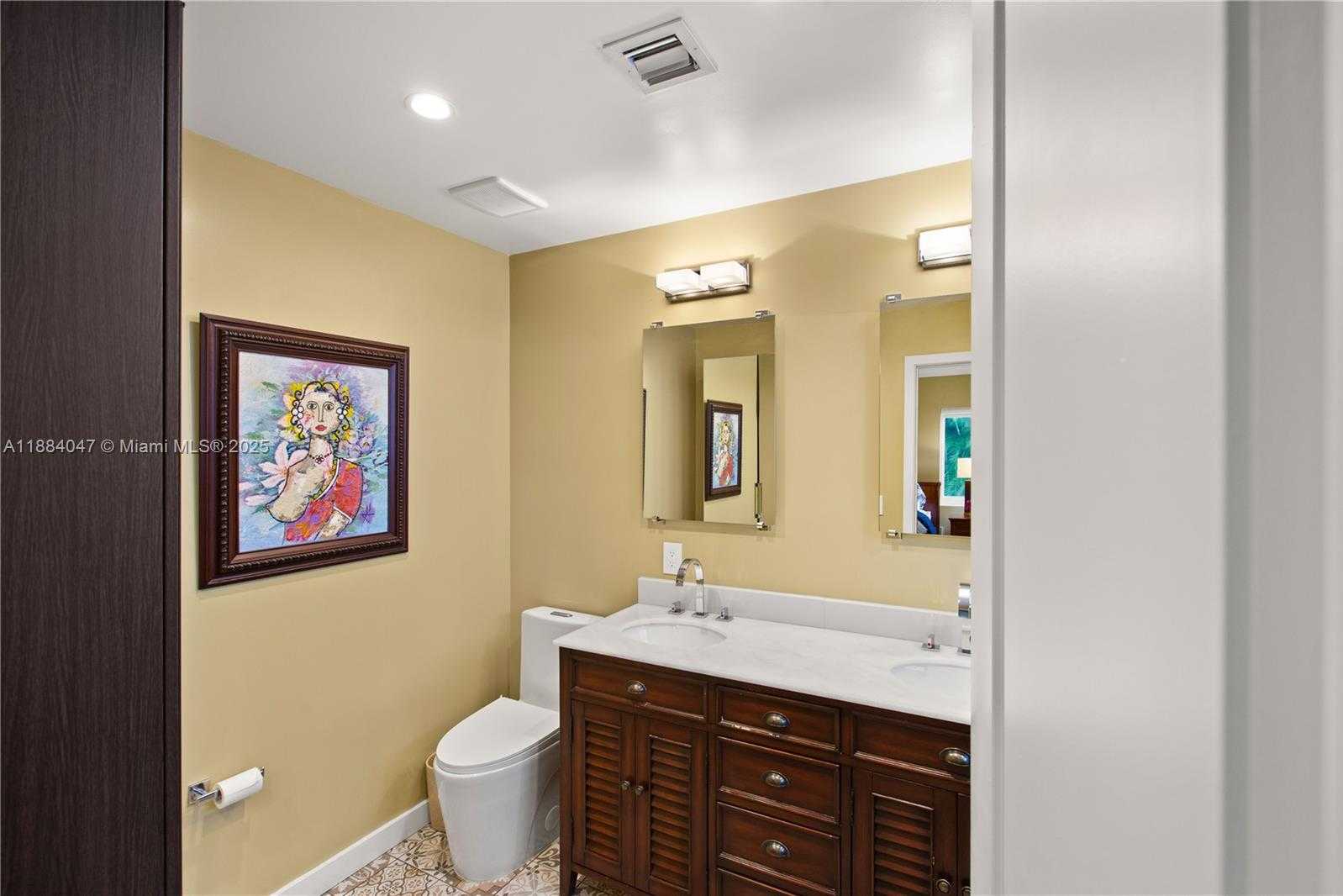 Small Image of 412 ZAMORA AVE, Coral Gables Number 33