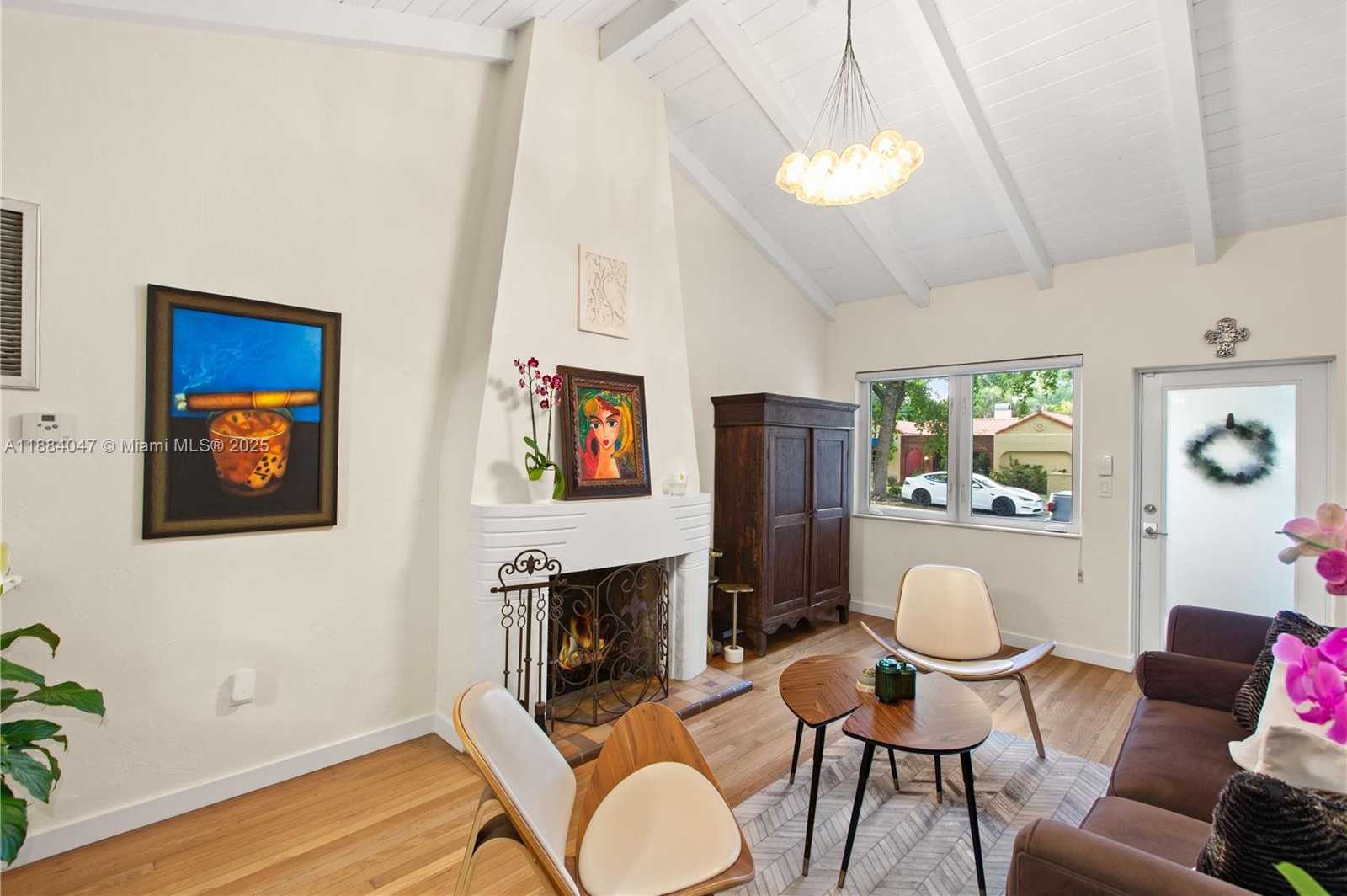 Small Image of 412 ZAMORA AVE, Coral Gables Number 7