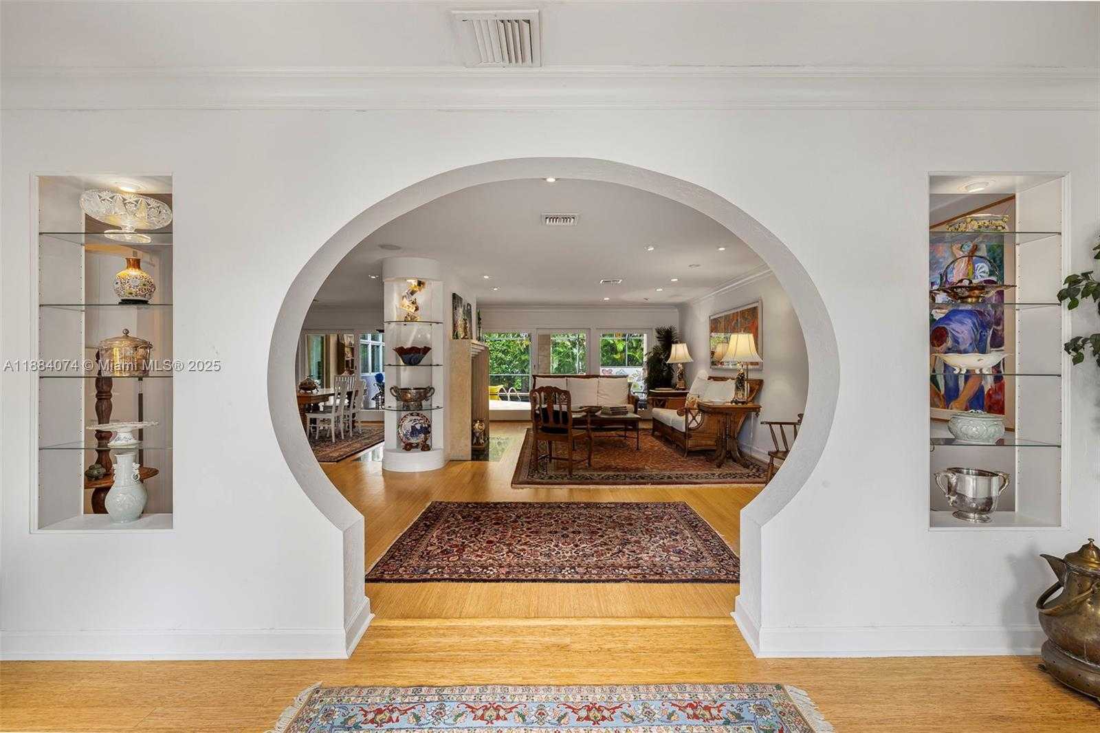 Small Image of 5120 CARILLO ST, Coral Gables Number 12