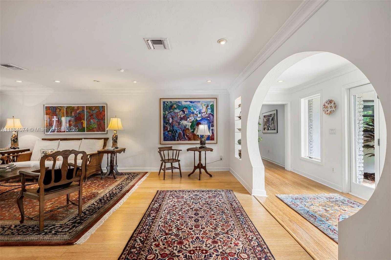 Small Image of 5120 CARILLO ST, Coral Gables Number 14