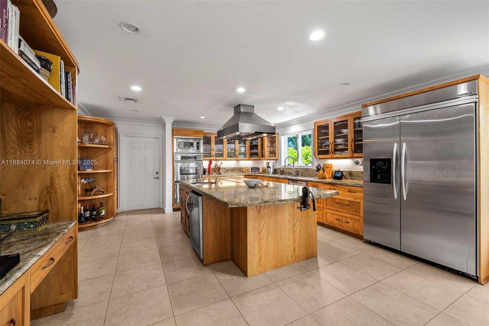 Small Image of 5120 CARILLO ST, Coral Gables Number 23