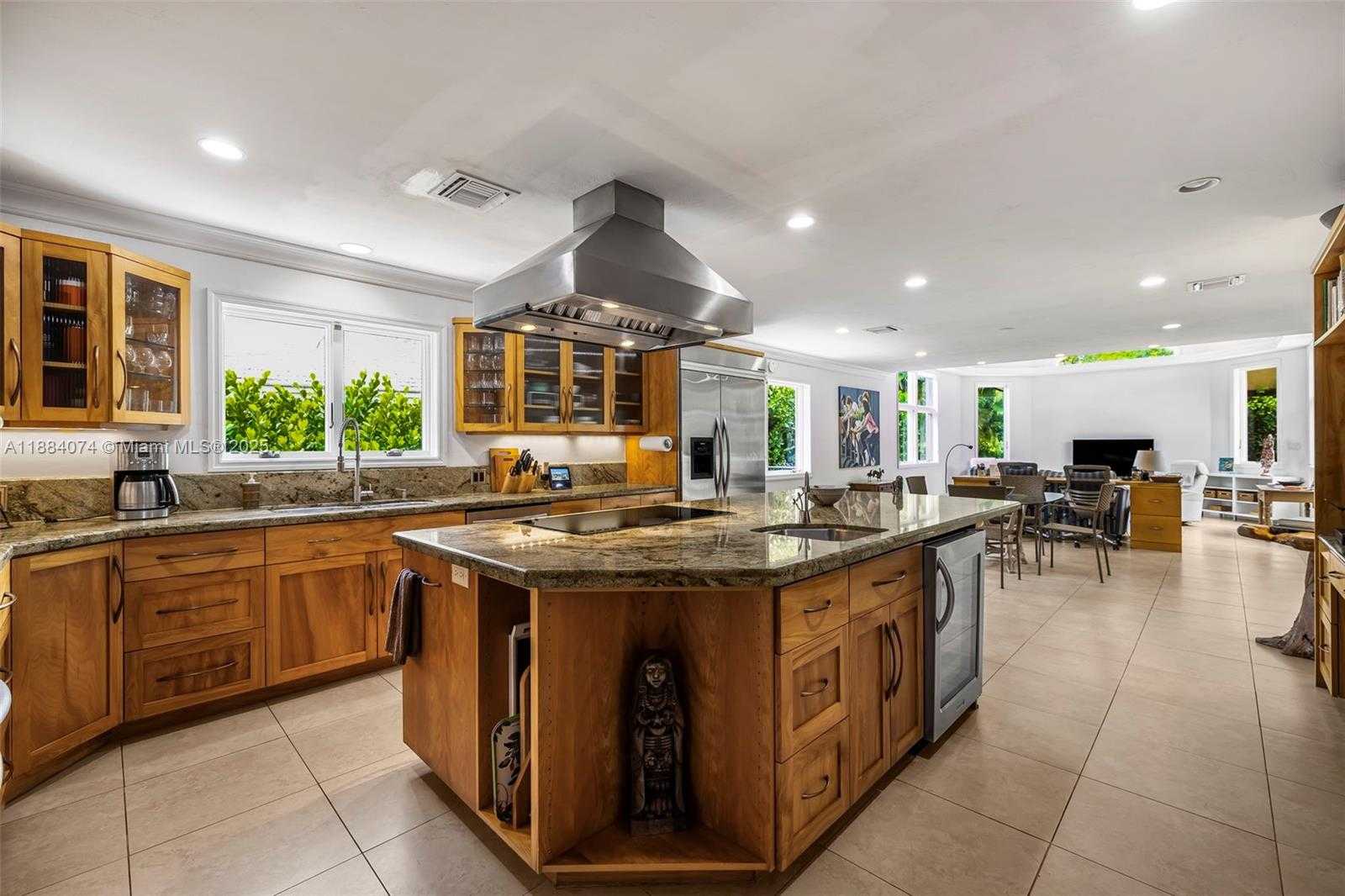 Small Image of 5120 CARILLO ST, Coral Gables Number 24