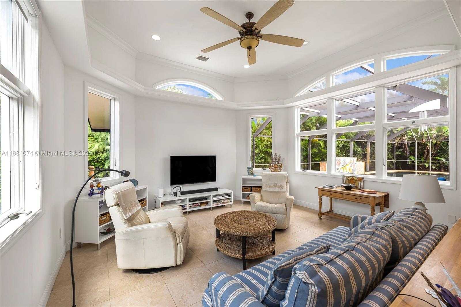 Small Image of 5120 CARILLO ST, Coral Gables Number 27