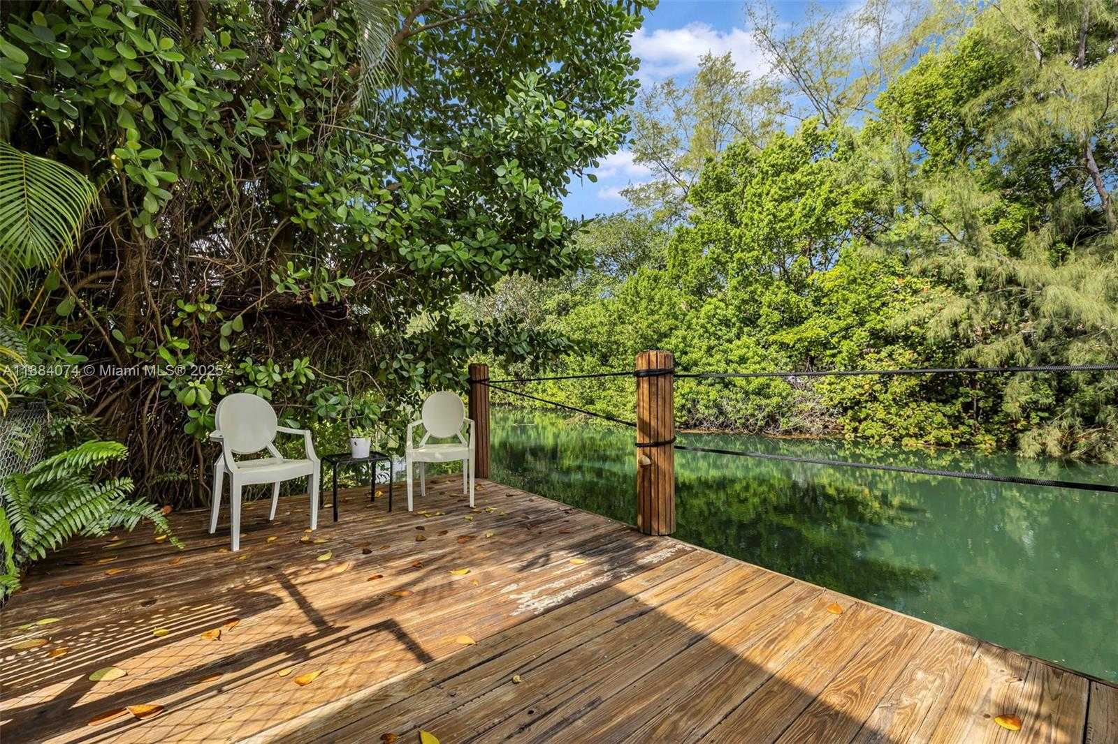 Small Image of 5120 CARILLO ST, Coral Gables Number 3