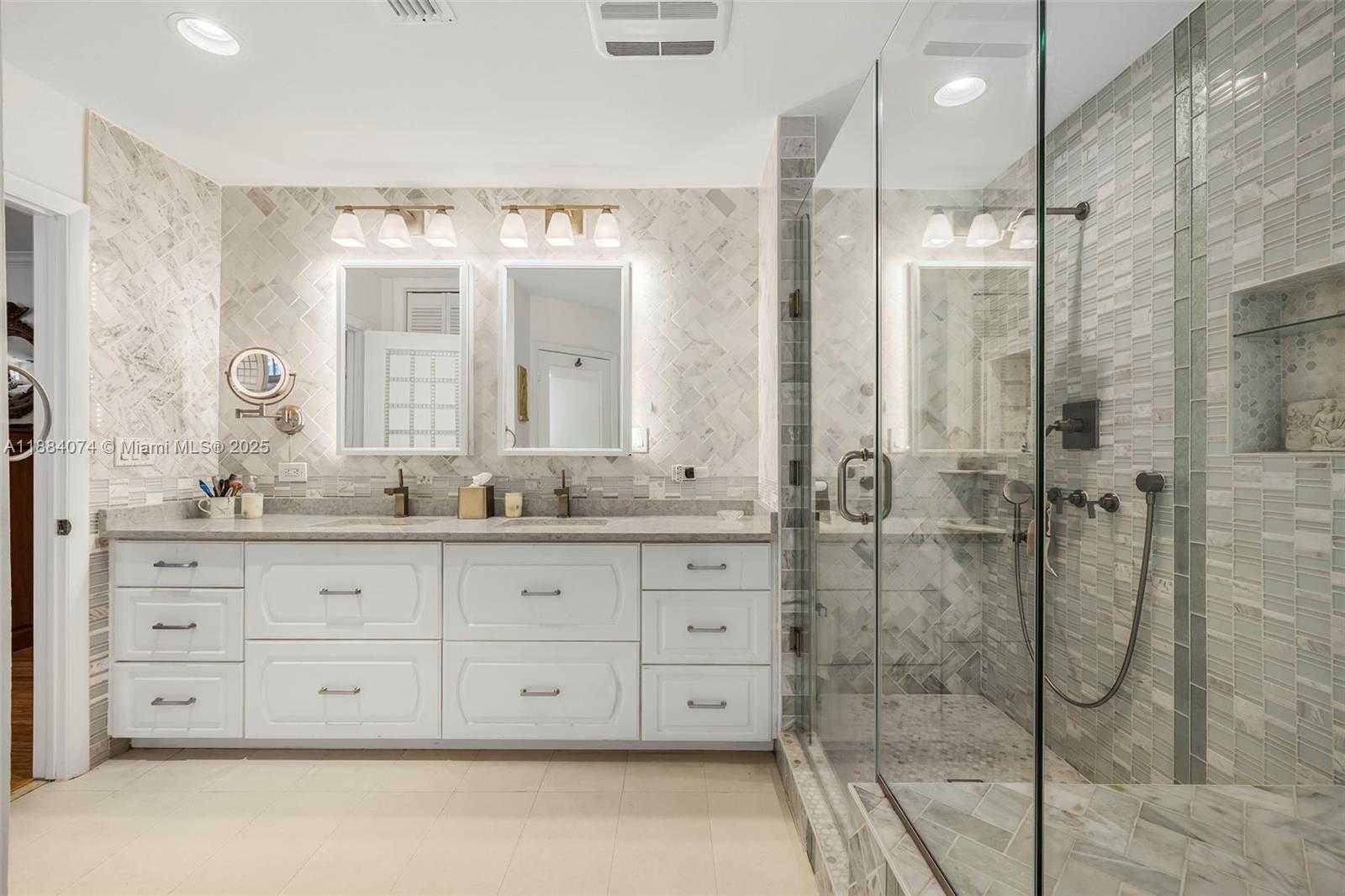 Small Image of 5120 CARILLO ST, Coral Gables Number 35